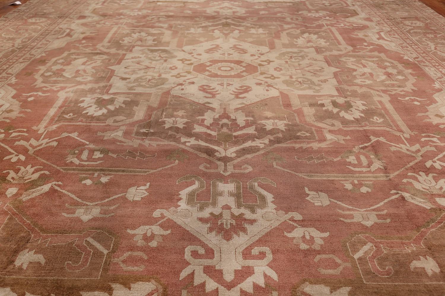 Hand-Knotted Antique Amritsar Rug. Size: 14 ft 5 in x 18 ft 8 in  For Sale