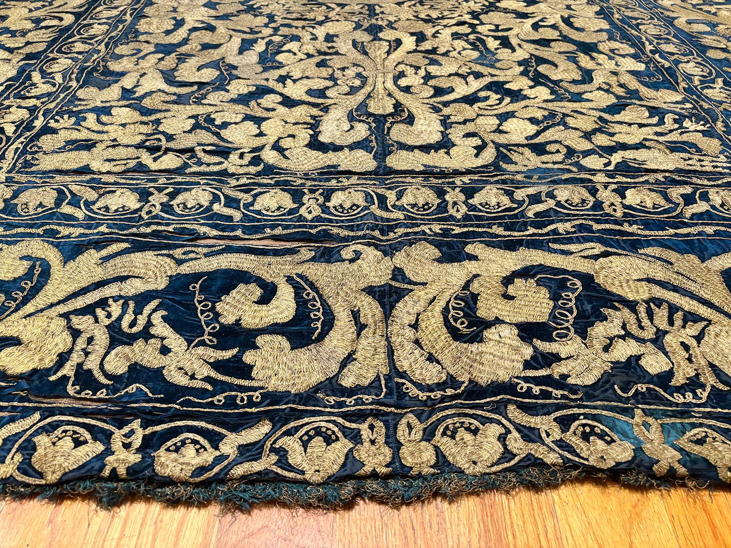 Nazmiyal Collection Antico ricamo balcanico tessile in vendita 2