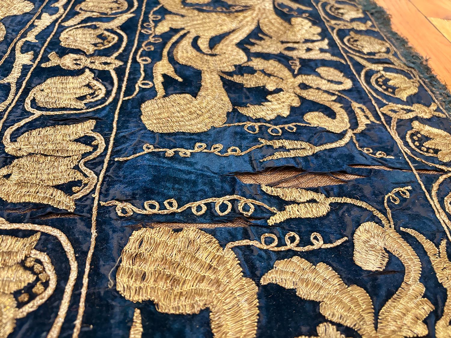 Nazmiyal Collection Antico ricamo balcanico tessile in vendita 1