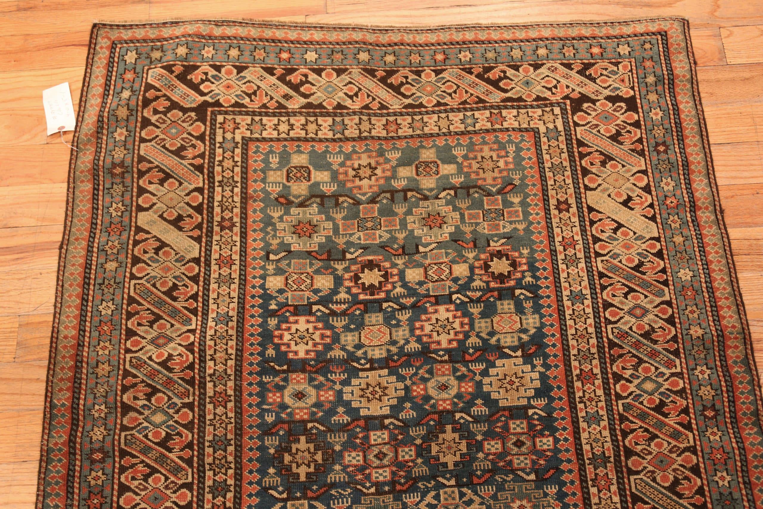 Hand-Woven Antique Caucasian Chi Chi Rug. 4 ft x 5 ft 1 in For Sale