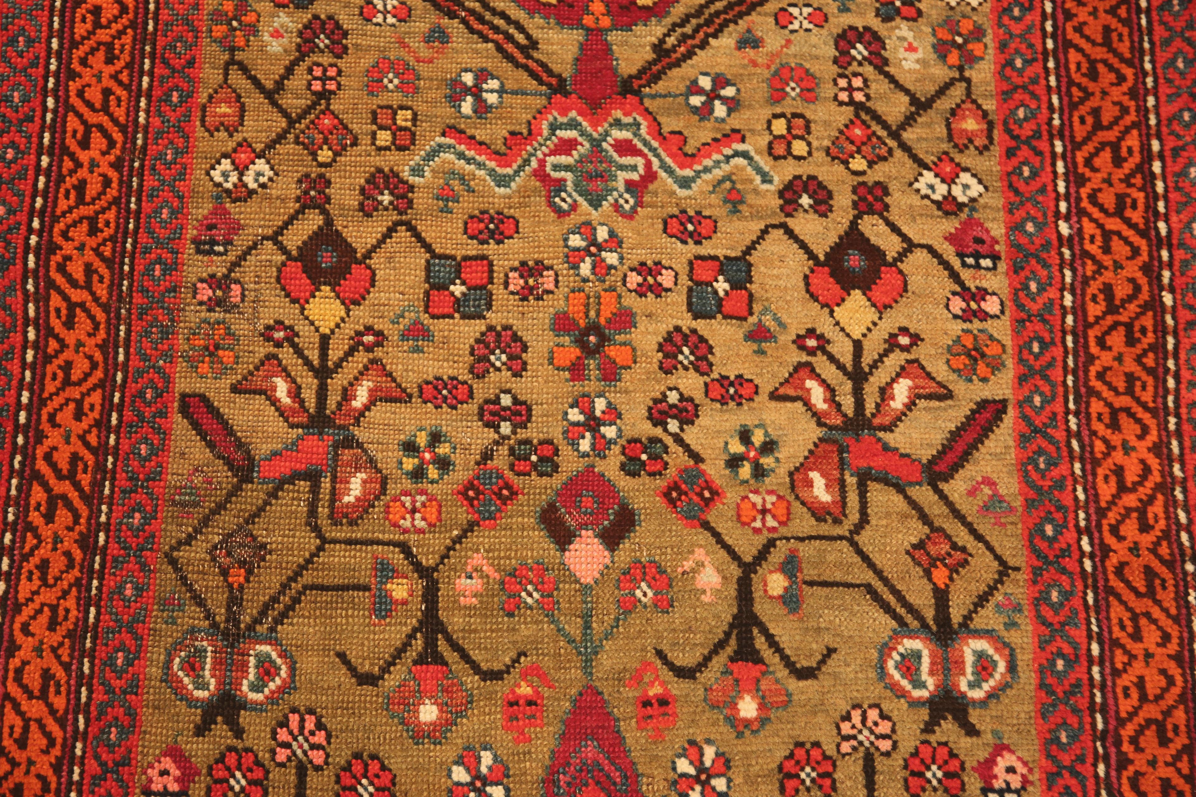 Nazmiyal Collection Antique Caucasian Karabagh Runner. 3 ft x 14 ft 10 in In Good Condition In New York, NY