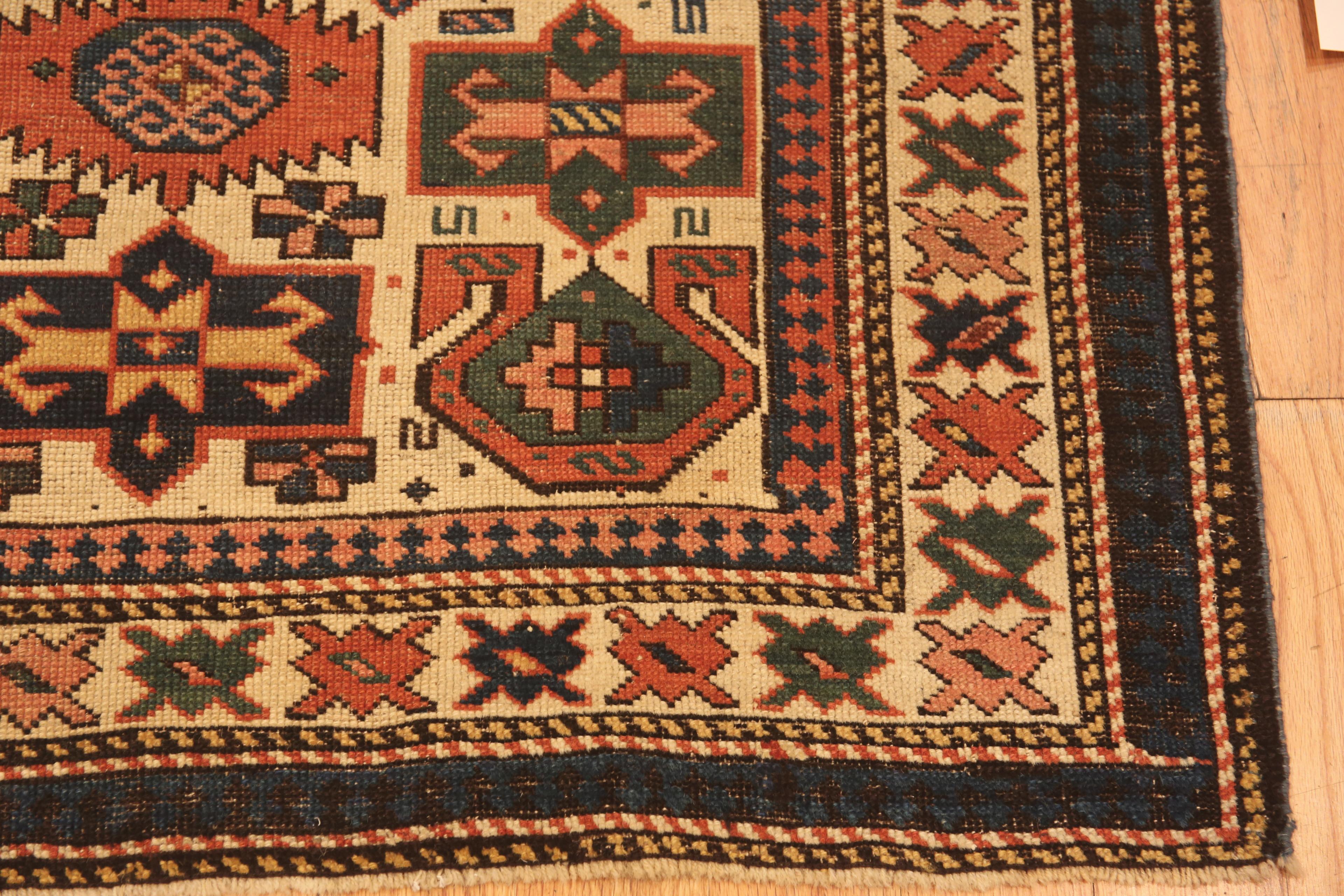 Antique Caucasian Kuba Rug. 3 ft 7 in x 4 ft 10 in  In Good Condition For Sale In New York, NY