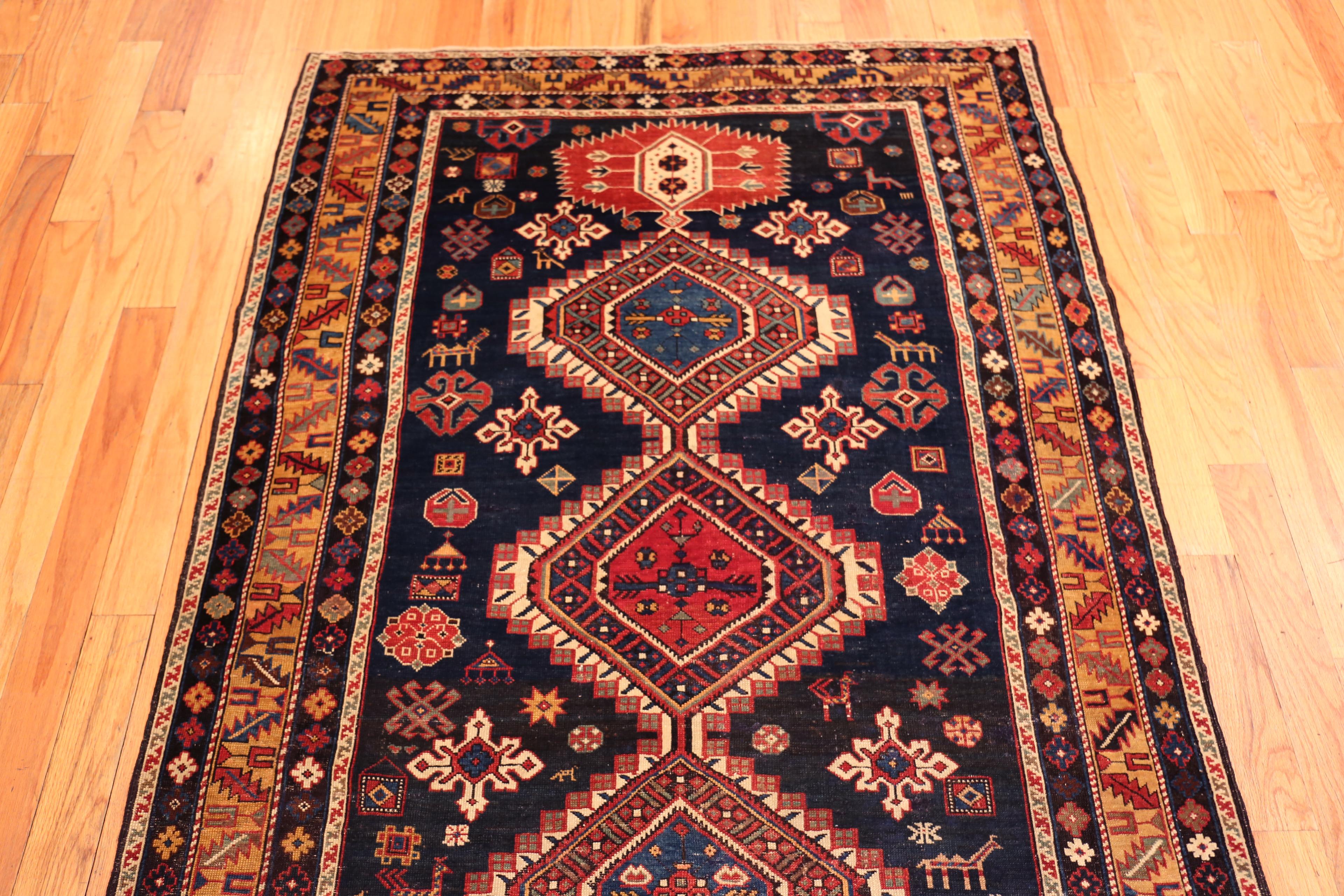 Tribal Collection Nazmiyal Collection Antique Caucasian Shirvan 4 ft 3 in x 7 ft en vente