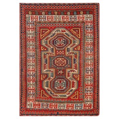 Antiker kaukasischer Shirvan-Stammesteppich aus der Nazmiyal-Kollektion, 3'3" x 4'8"