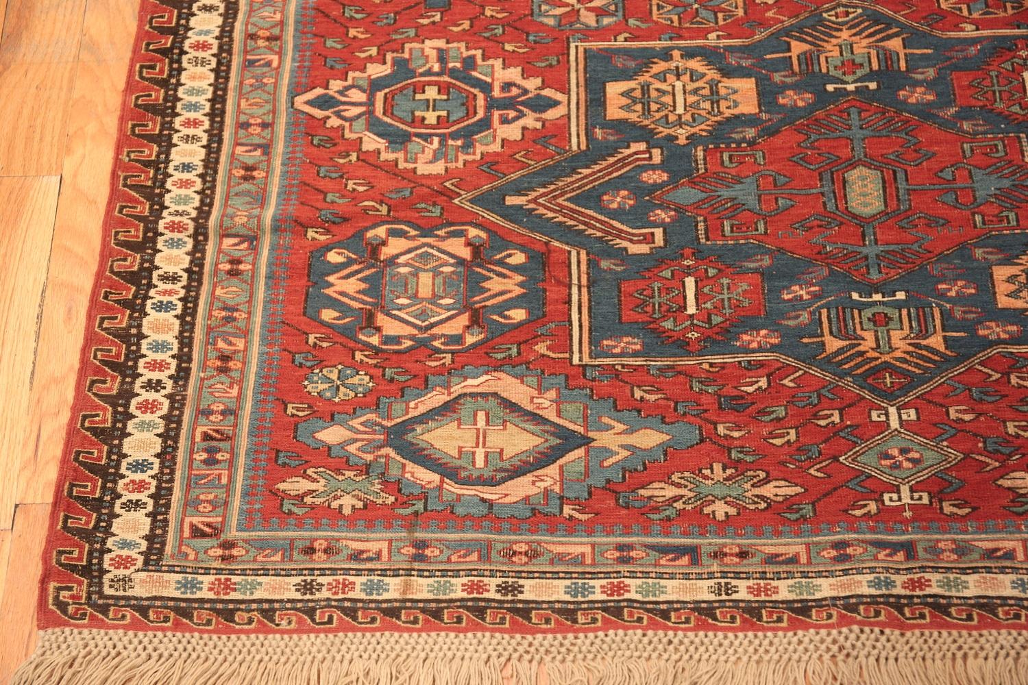 Hand-Woven Antique Caucasian Soumak Rug. 4 ft 9 in x 6 ft 5 in For Sale