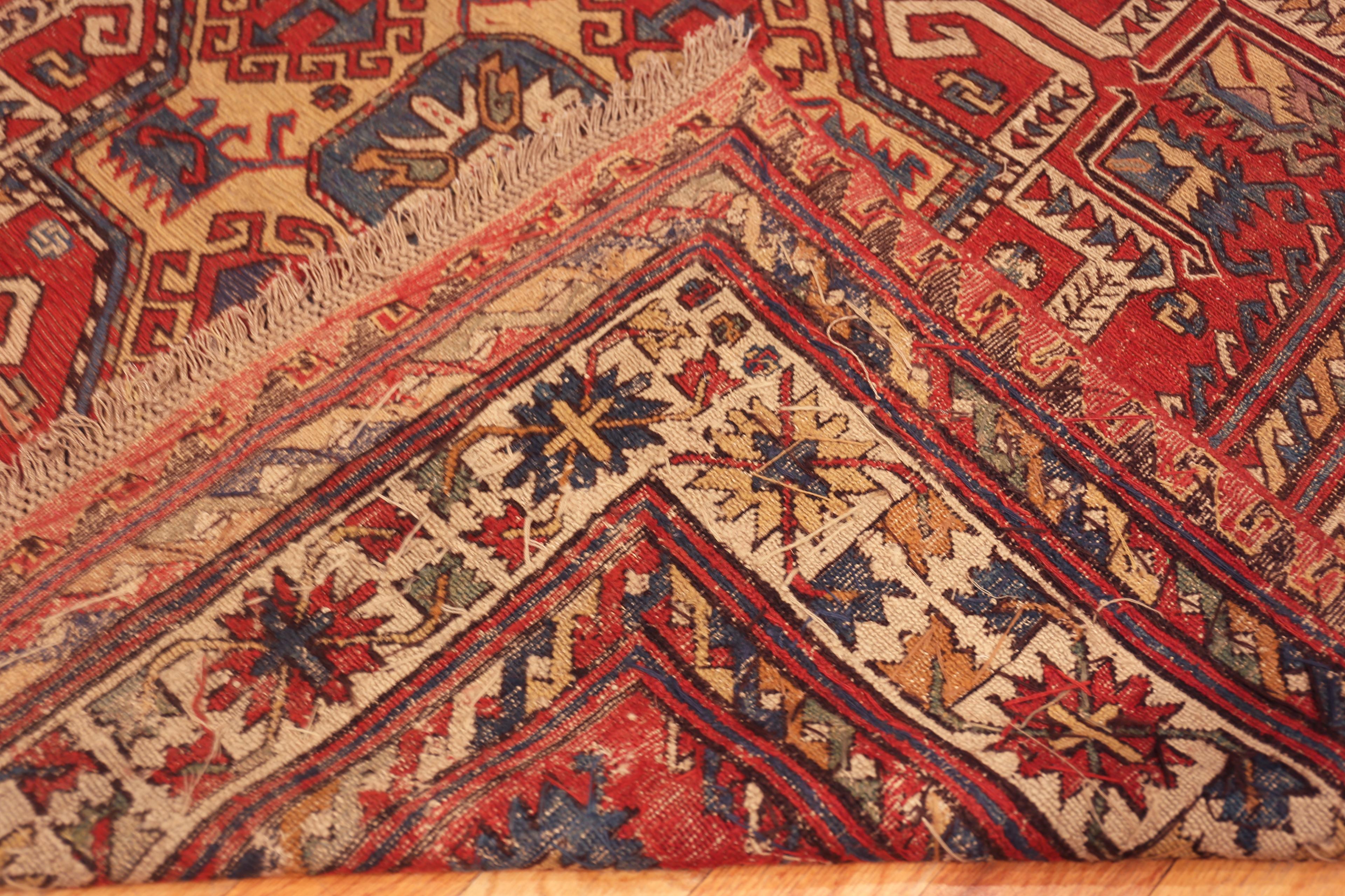 Laine Superbe tapis Kilim tribal caucasien ancien Soumak Collection Nazmiyal de 5' x 9' en vente