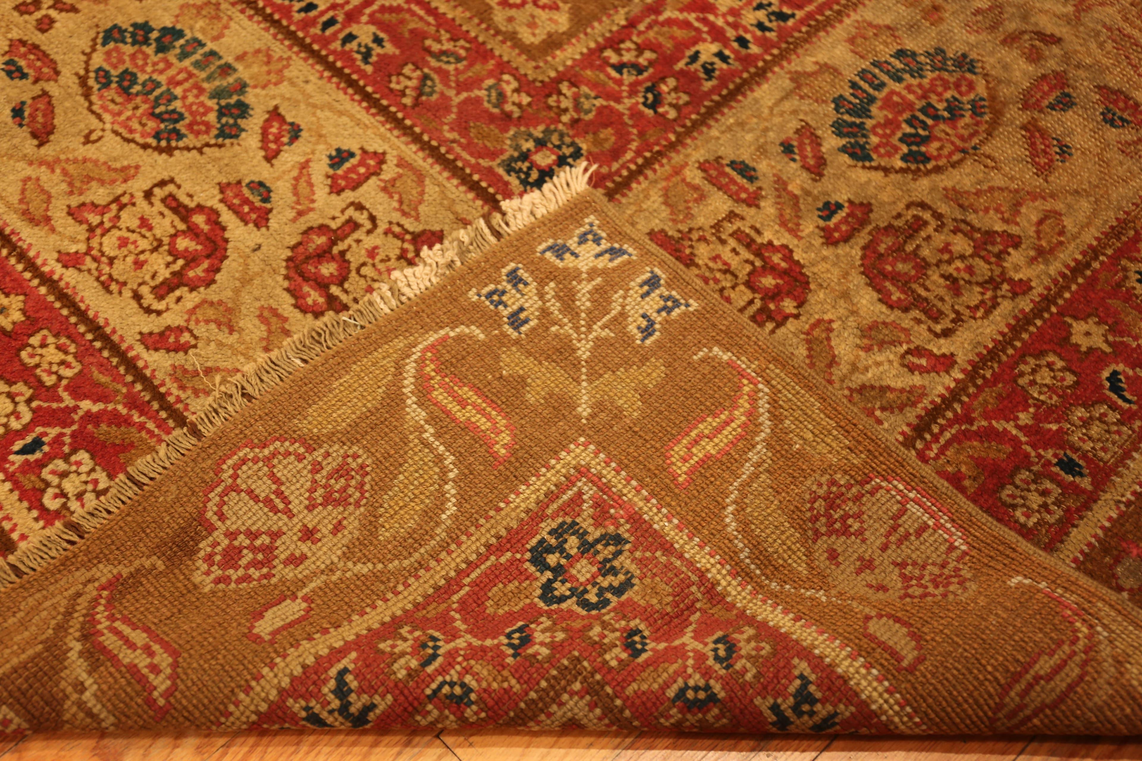 Nazmiyal Collection Antike keltische Irish Rug11 ft 4 in x 13 ft (Handgeknüpft) im Angebot