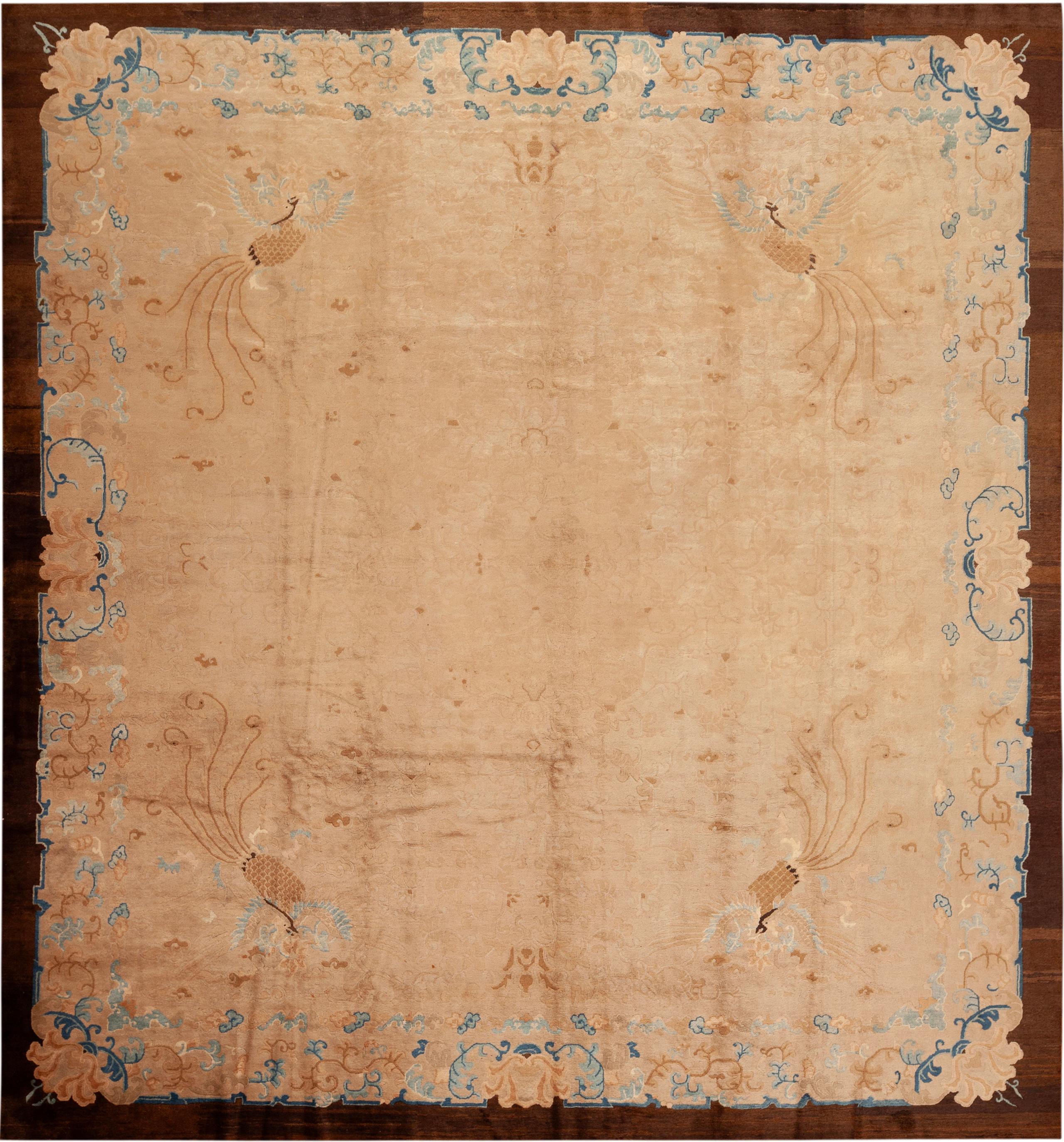 Nazmiyal Collection Antique Chinese Peking Rug 10 ft 10 in x 11 ft 4 in Chino en venta