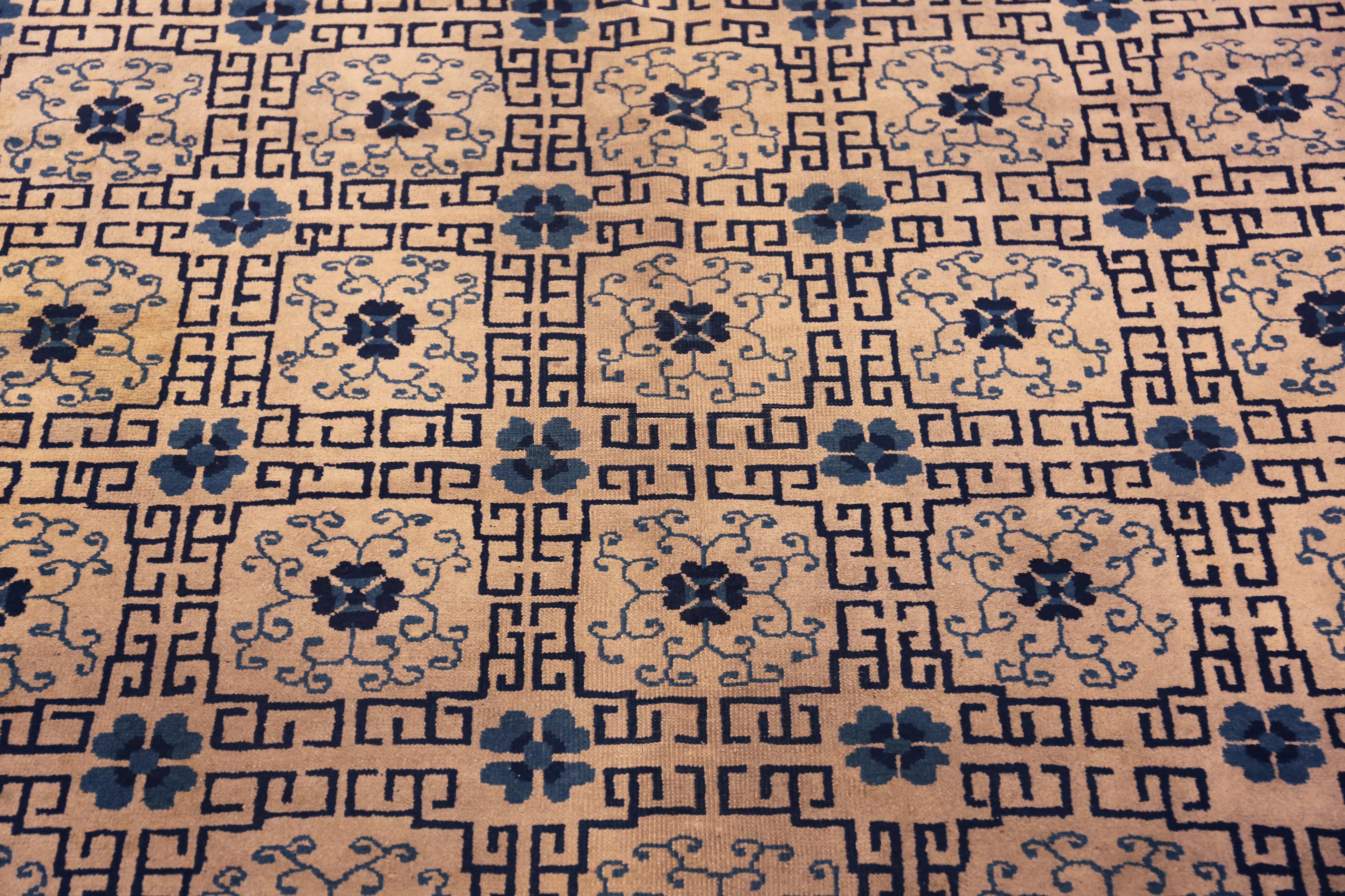 20ième siècle Collection S S Collection antique chinoise 5 ft 10 in x 8 ft 4 in en vente