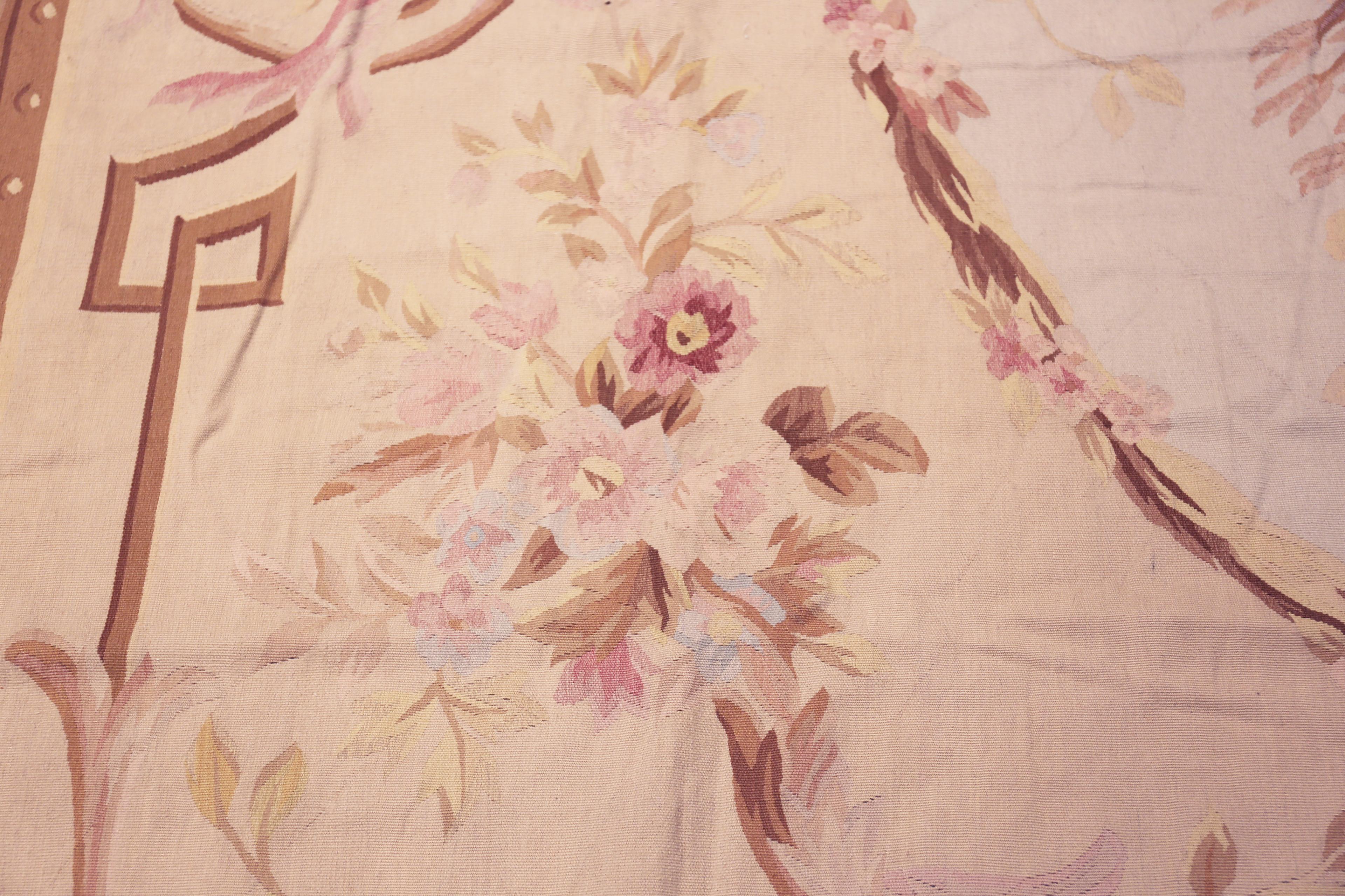 Nazmiyal Collection Antique French Aubusson Carpet 9 ft 10 in x 14 ft For Sale 3