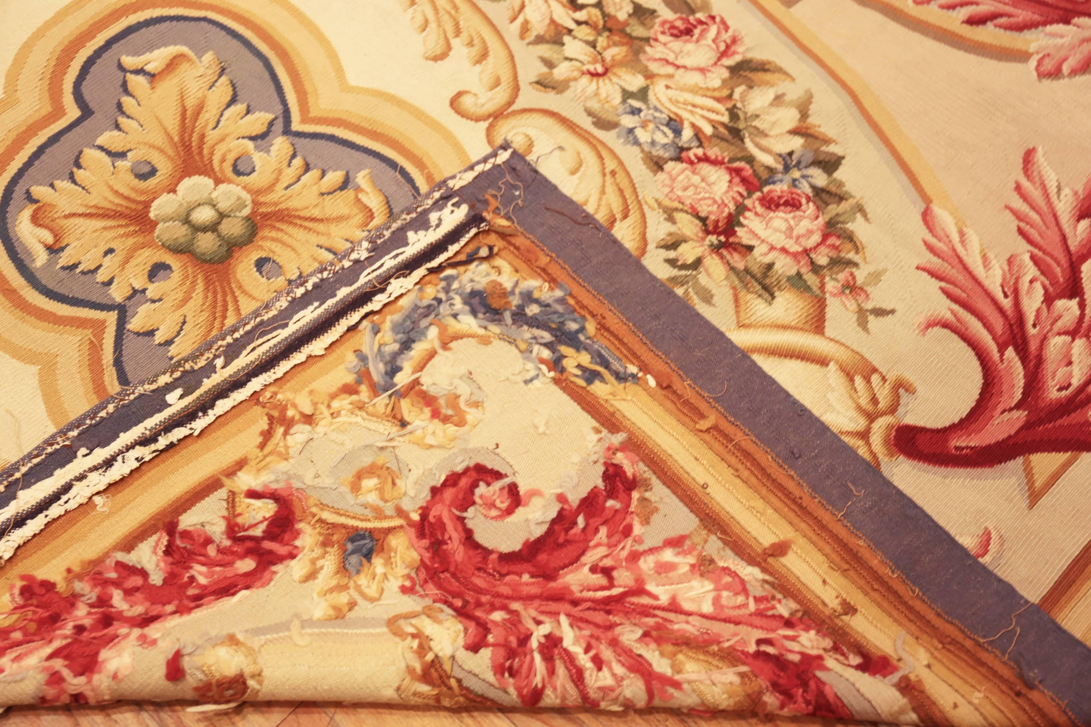 Francese Tappeto Nazmiyal Collection Antique French Aubusson 9 ft 2 in x 15 ft 4 in in vendita