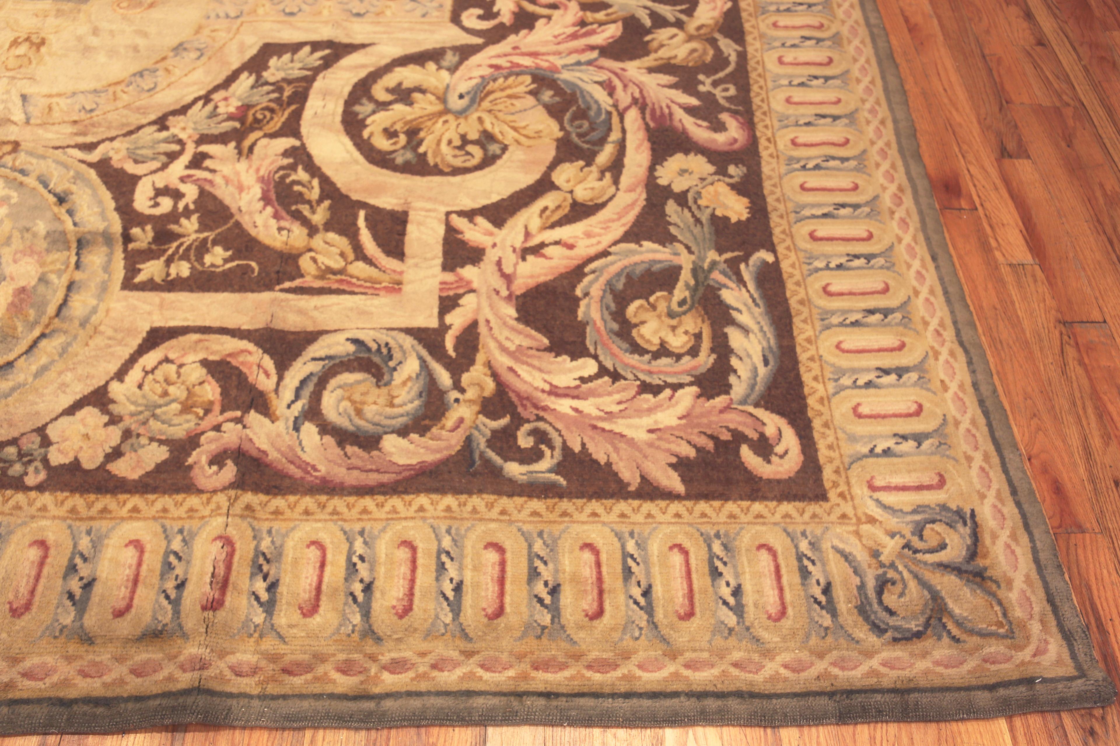 Alfombra Antique French Savonnerie. 13 pies x 16 pies 1 pulgada Francés en venta