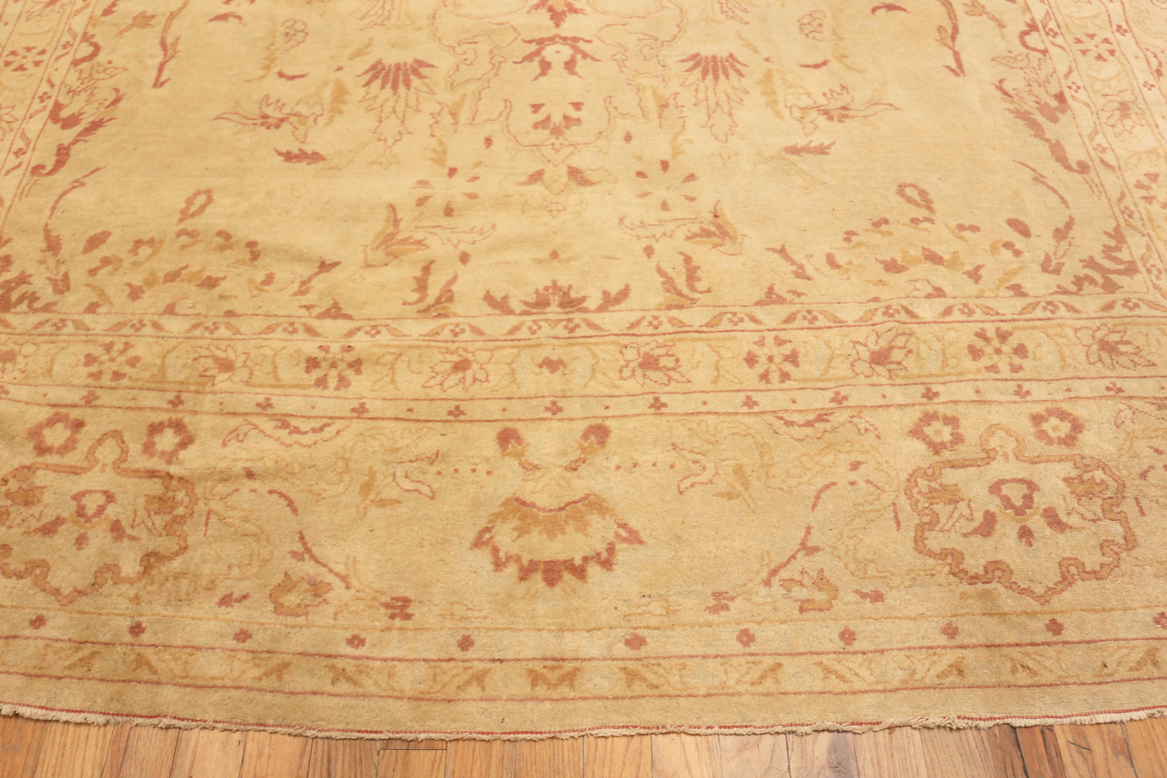 XX secolo Tappeto Antico Indiano Agra Collection Nazmiyal Collection 10 ft 7 in x 14 ft 4 in in vendita