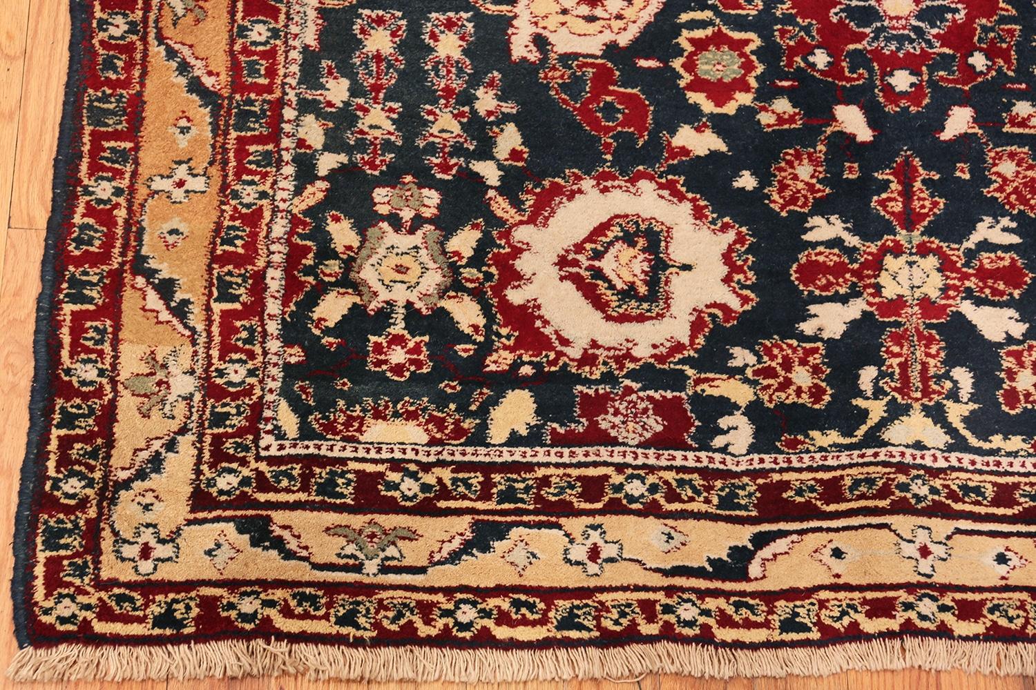 Antique Indian Agra Rug. 5 ft x 7 ft 6 in In Good Condition For Sale In New York, NY