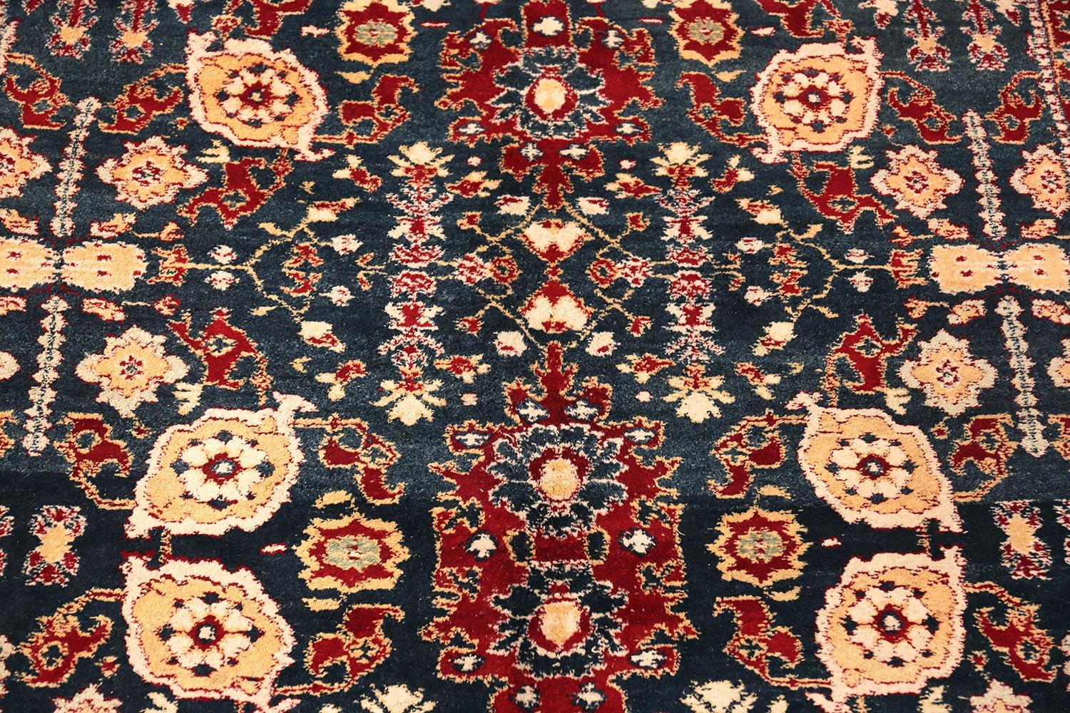20th Century Antique Indian Agra Rug. 5 ft x 7 ft 6 in For Sale
