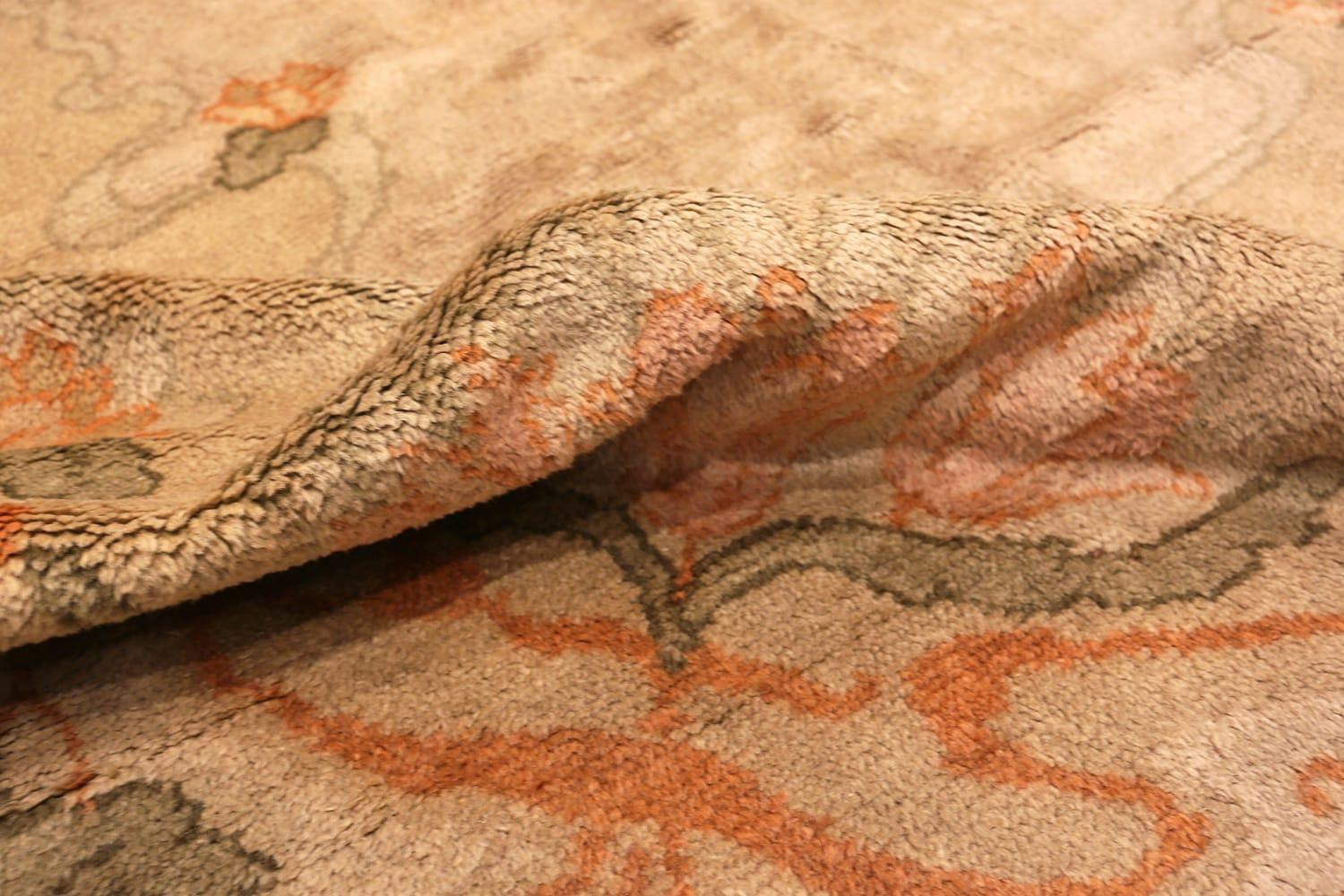 Antiker irischer Donegal-Teppich im Art nouveau-Stil. Größe: 3,35 m x 3,66 m (20. Jahrhundert) im Angebot