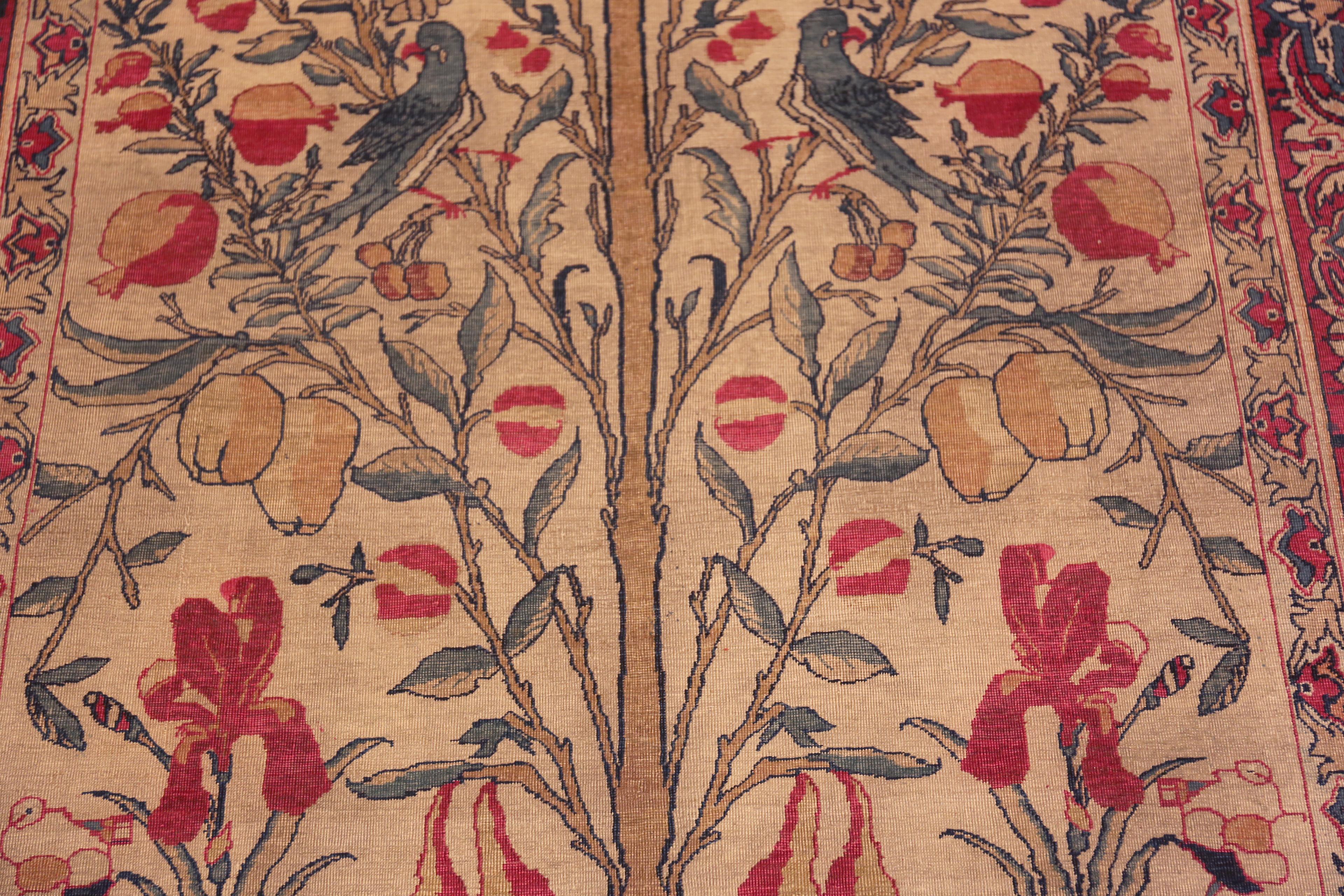 Perse Collection Nazmiyal Collection Kerman antique Tapis 4 ft 4 in x 7 ft 3 in en vente