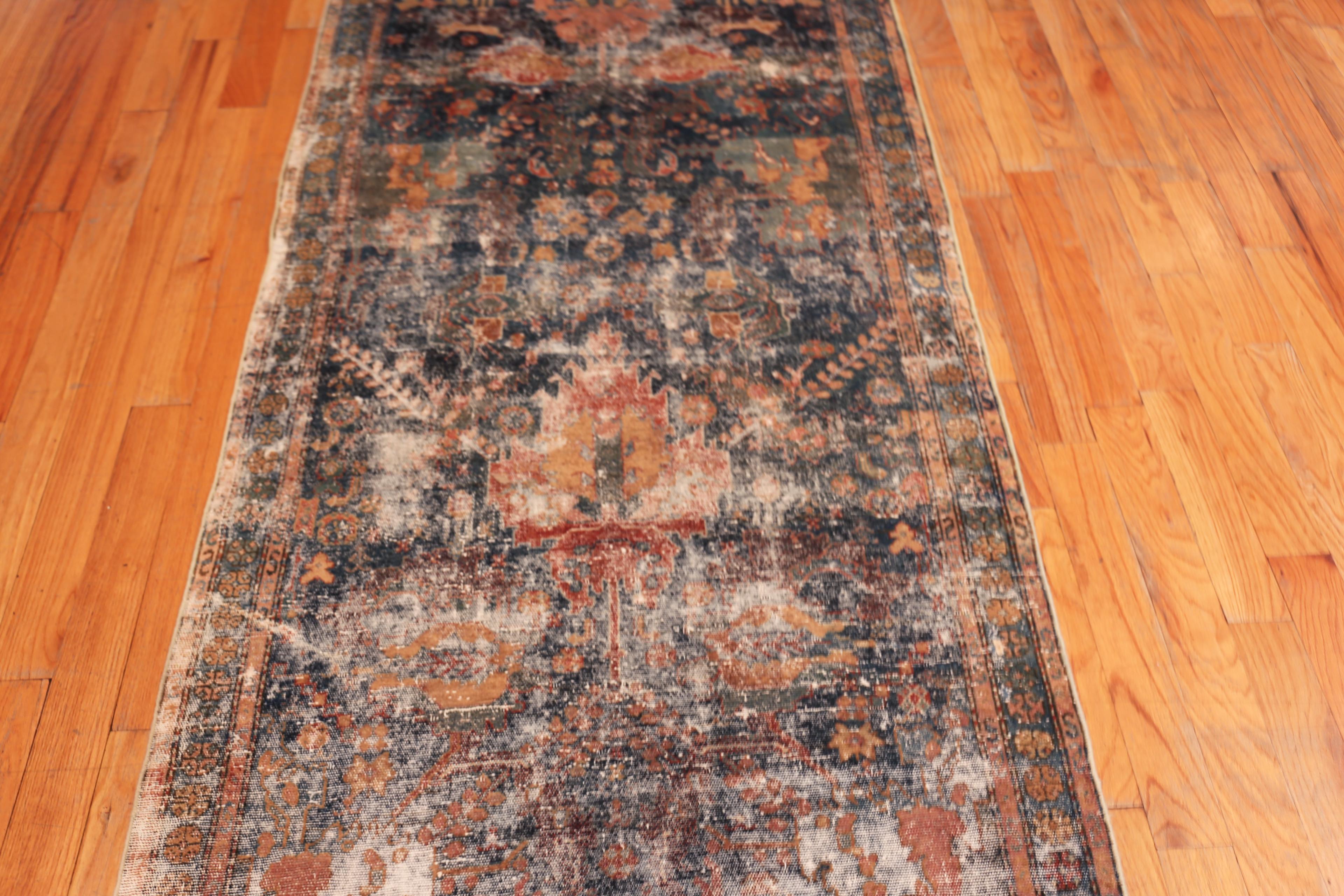 Nazmiyal Collection Antique Malayer Läufer Teppich 3 ft x 19 ft 3 in (Handgeknüpft) im Angebot