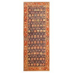 Tapis persan ancien du Nord-Ouest. Taille : 5 ft 5 in x 14 ft 