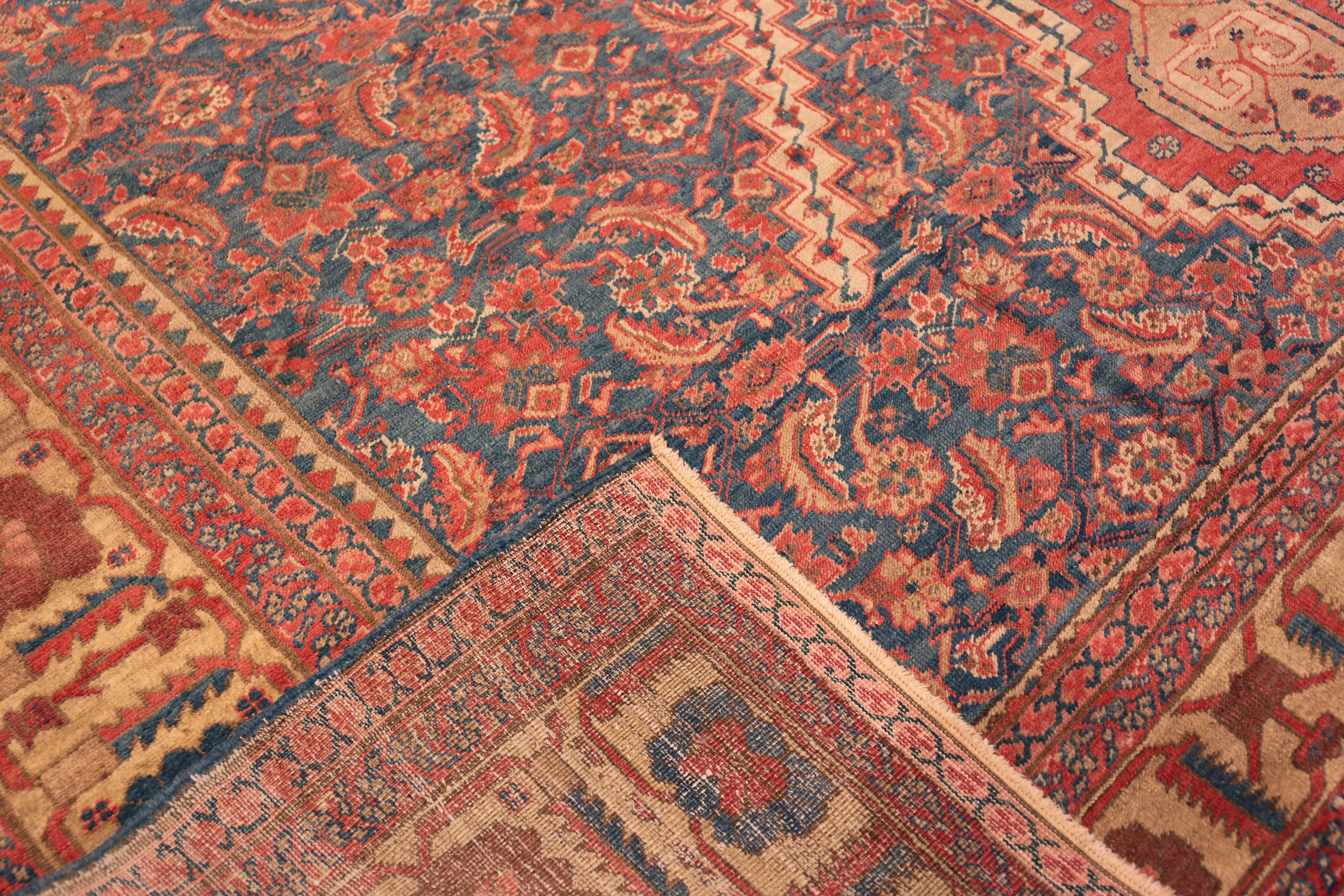 Nazmiyal Collection Antique Persian Bakshaish Large Rug 11 ft x 14 ft 9 in in vendita 1