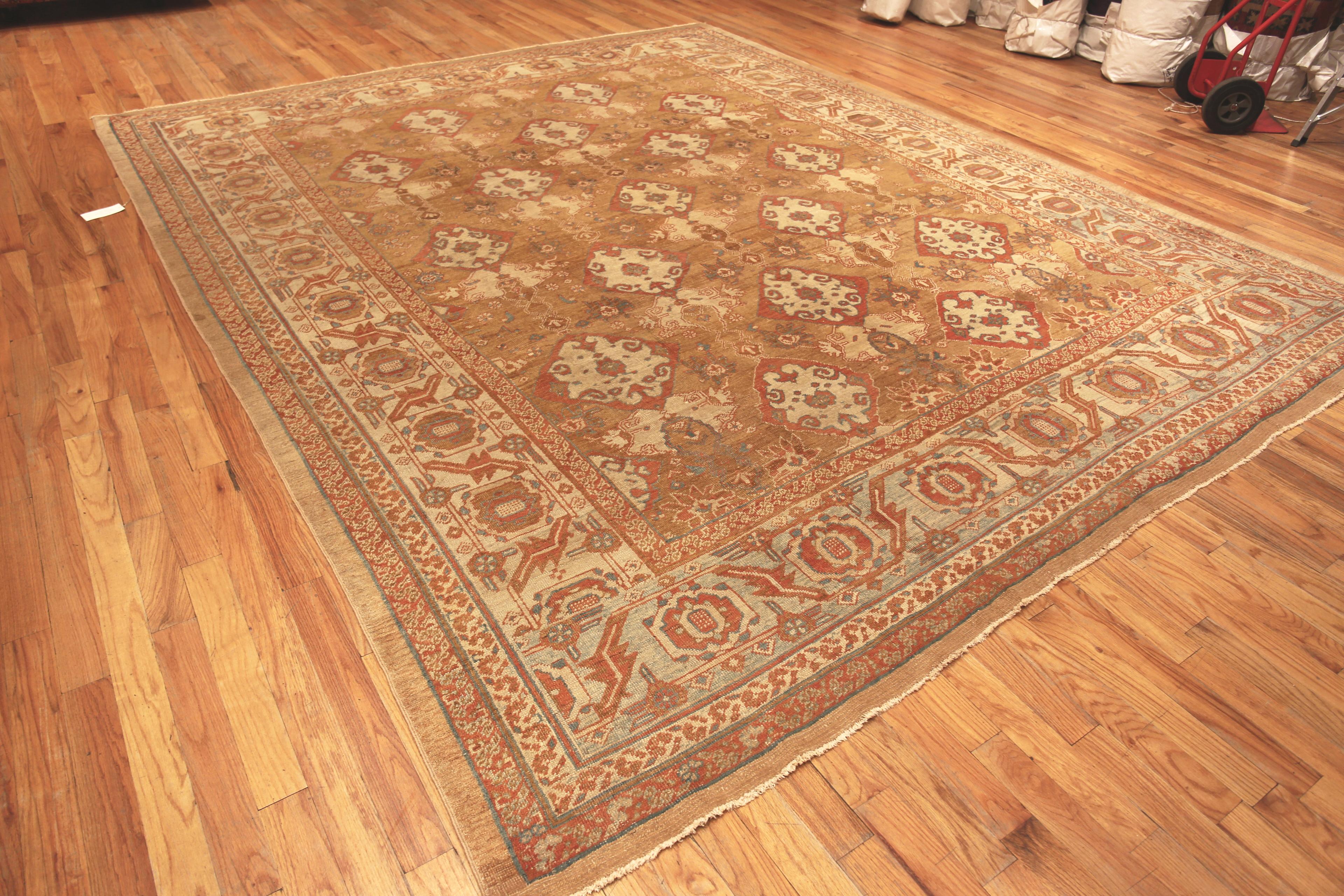 Beautiful Tribal Room Size Rustic Antique Persian Bakshaish Rug, Country of Origin: Persian rug, Circa date: 1880. Size: 10 ft 10 in x 13 ft 4 in (3.3 m x 4.06 m)


