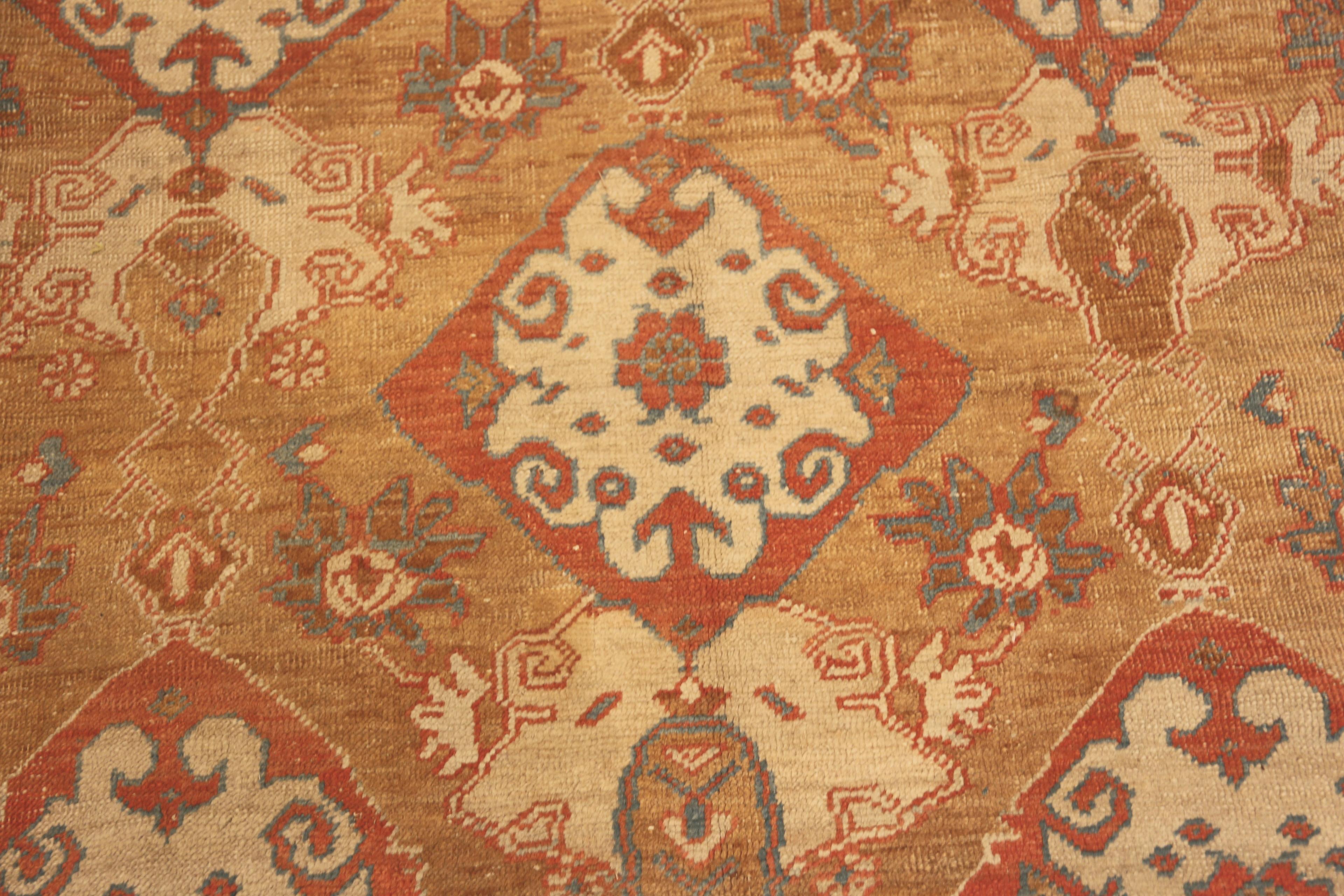 Antiker persischer Bakshaish-Teppich. 10 ft 10 in x 13 ft 4 in (Handgeknüpft) im Angebot