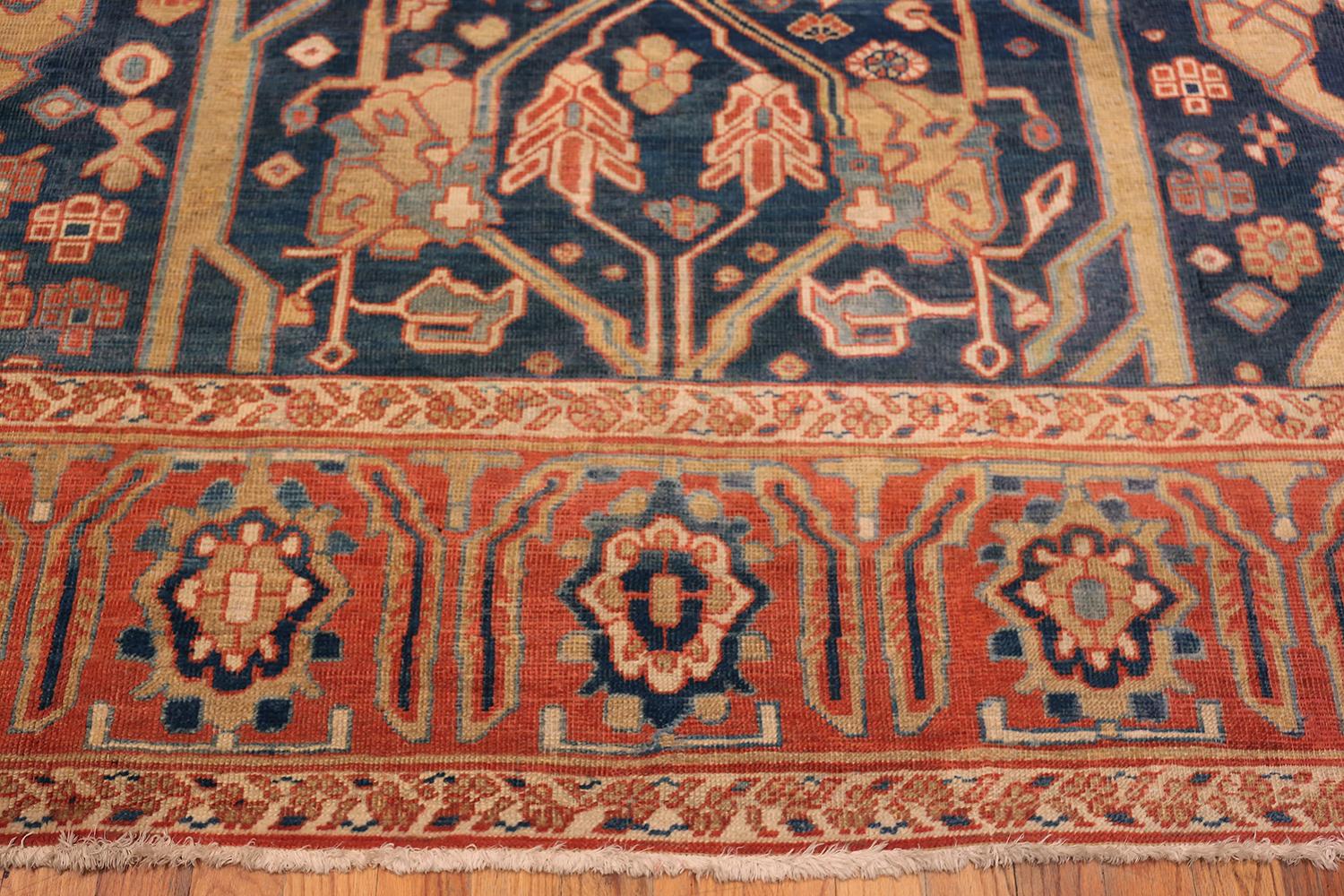 Nazmiyal Collection Antike persische Bakshaish Teppich 11 ft 7 in x 15 ft 3 in im Angebot 1