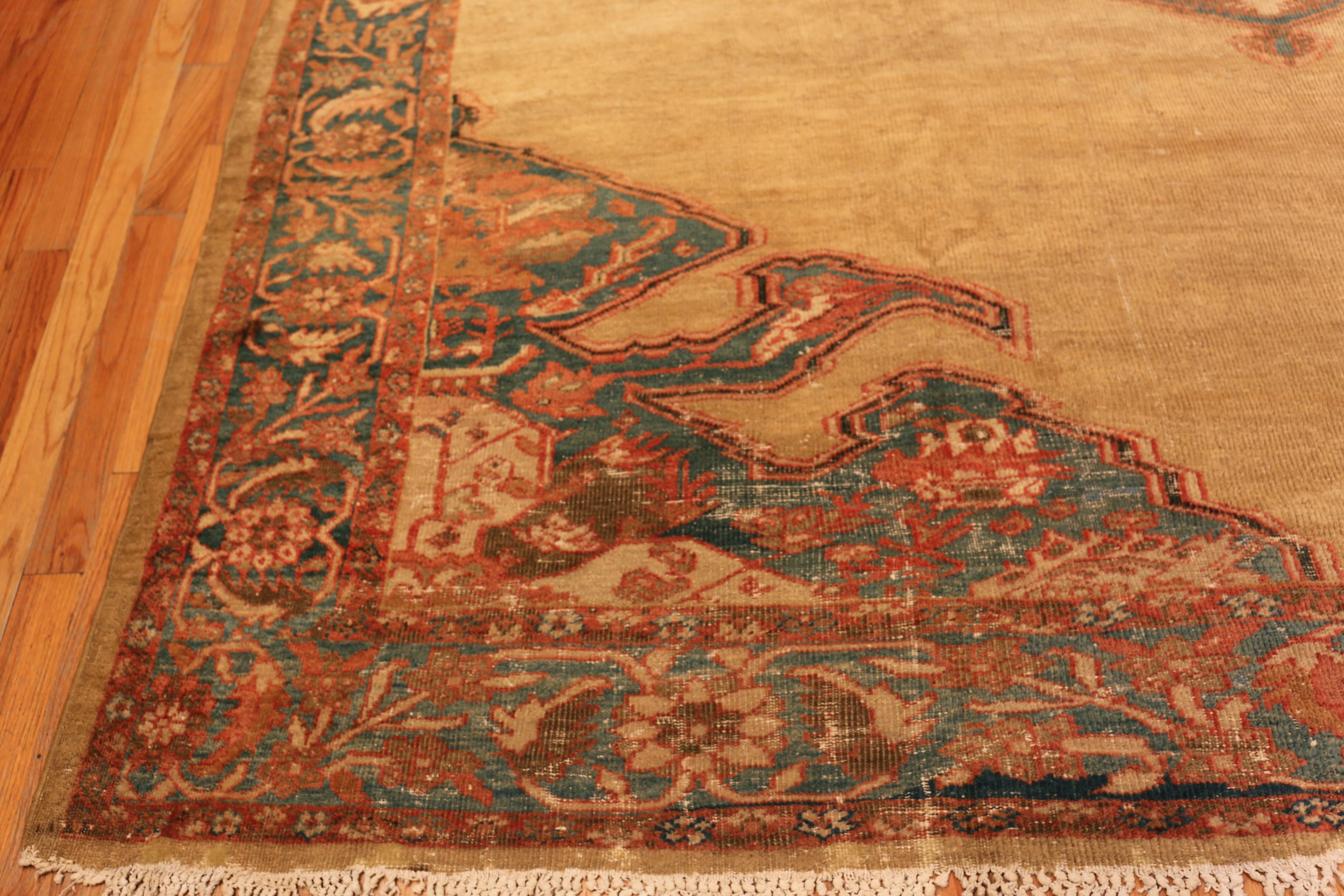 Heriz Serapi Tappeto Nazmiyal Collection Antique Persian Bakshaish 11 ft x 13 ft 8 in in vendita