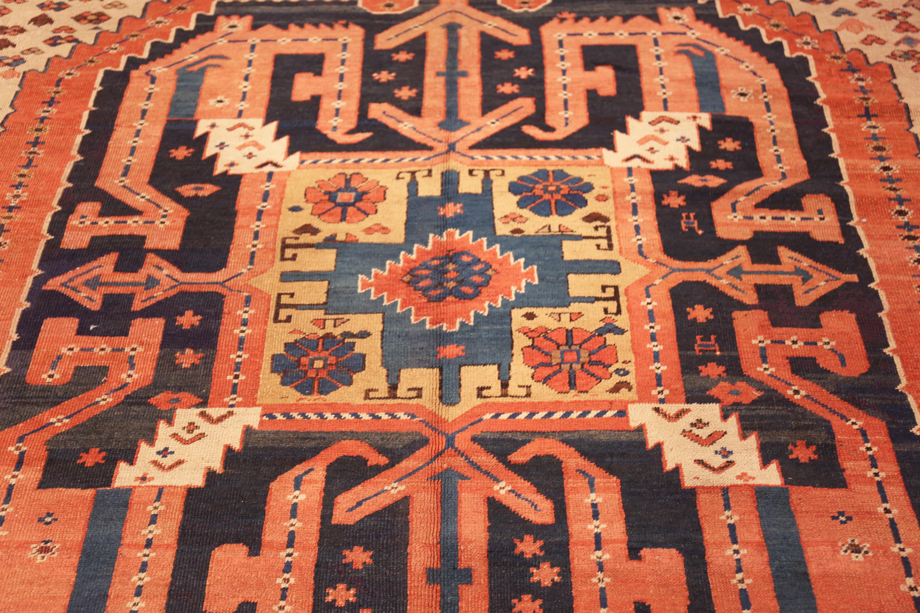 Nazmiyal Collection Antiker Persischer Bakshaish Teppich 11 ft x 15 ft im Angebot 5