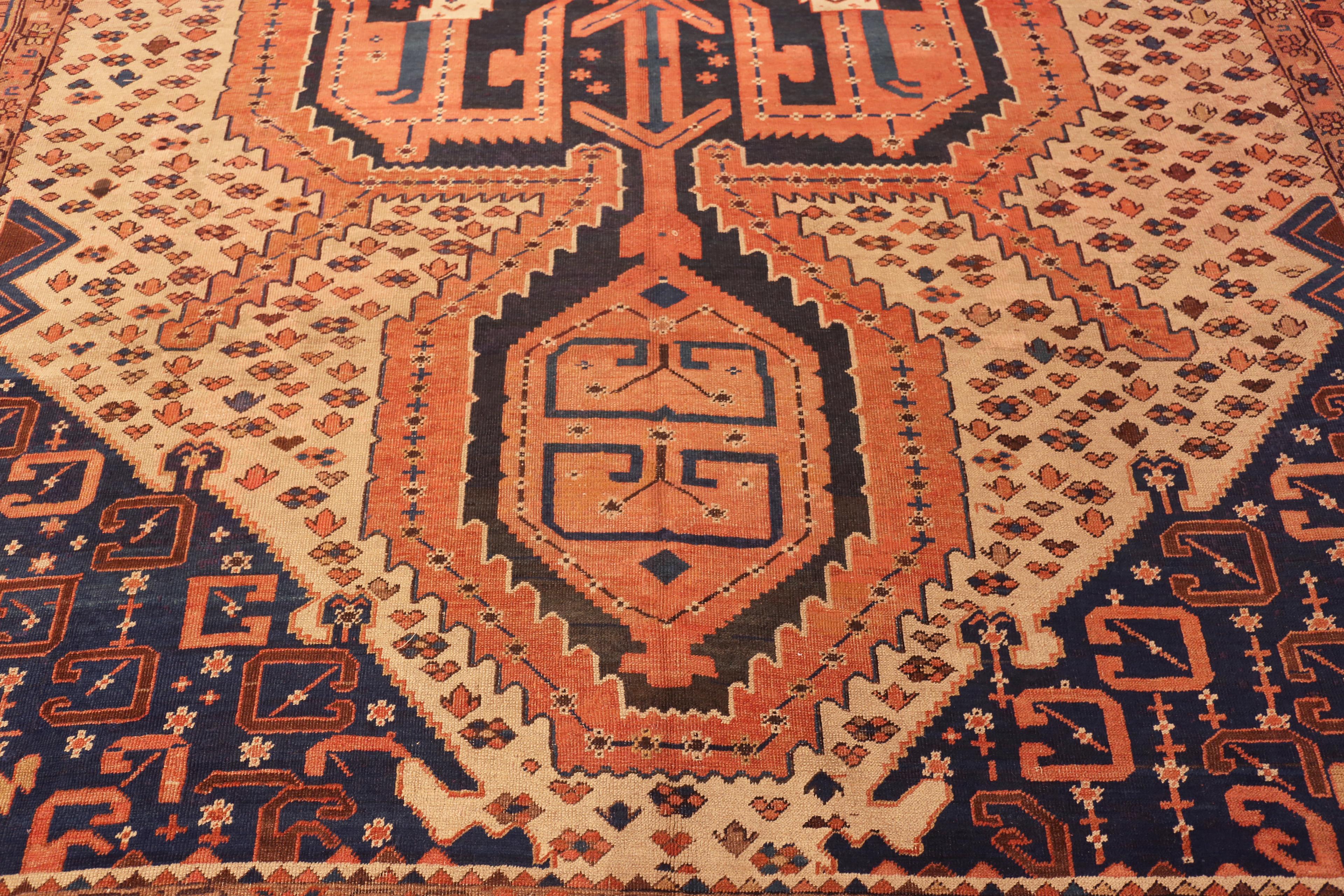 Nazmiyal Collection Antiker Persischer Bakshaish Teppich 11 ft x 15 ft im Angebot 7