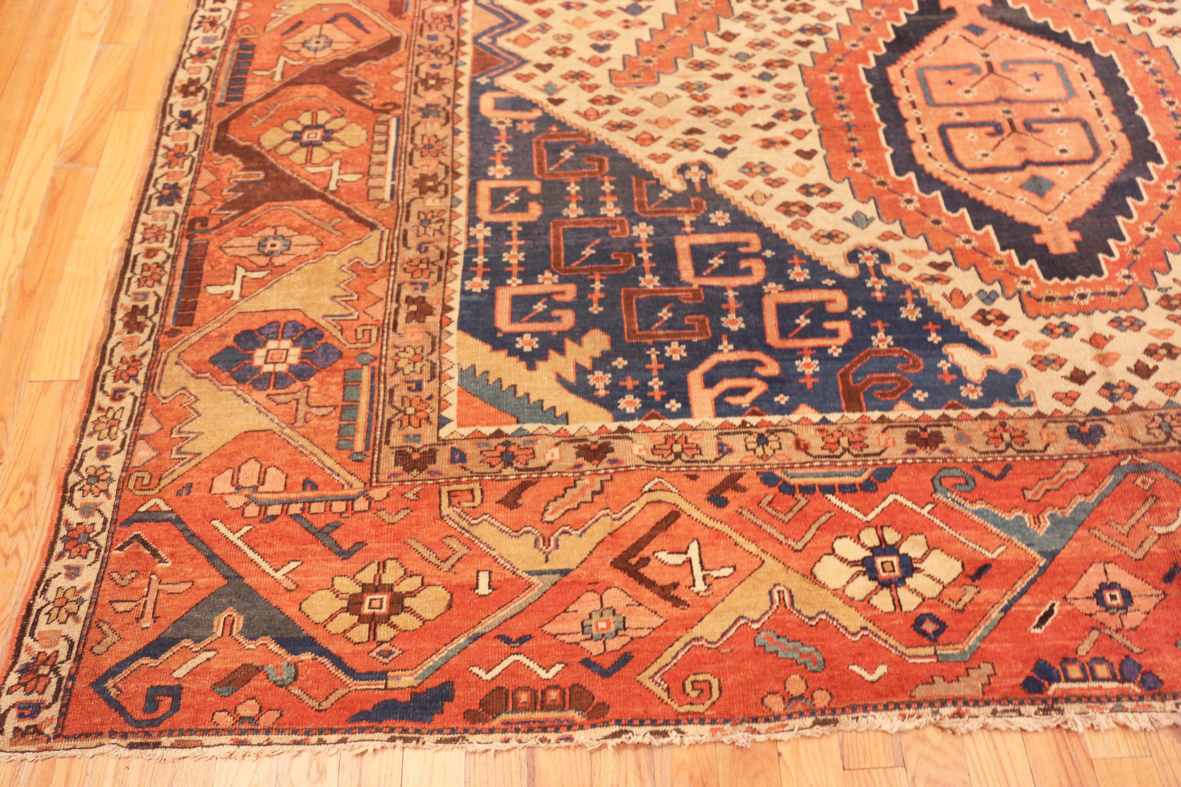 Nazmiyal Collection Antiker Persischer Bakshaish Teppich 11 ft x 15 ft im Angebot 2