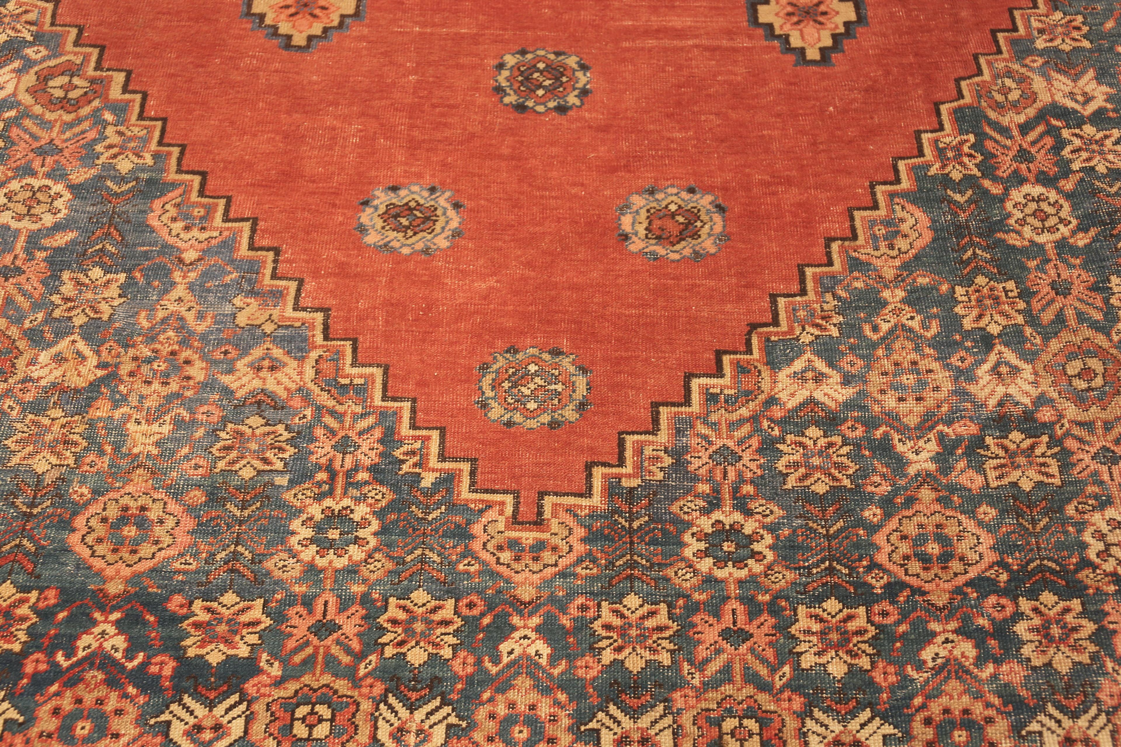 Antiker persischer Bakshaish-Teppich. 13 ft 7 in x 18 ft im Zustand „Gut“ im Angebot in New York, NY