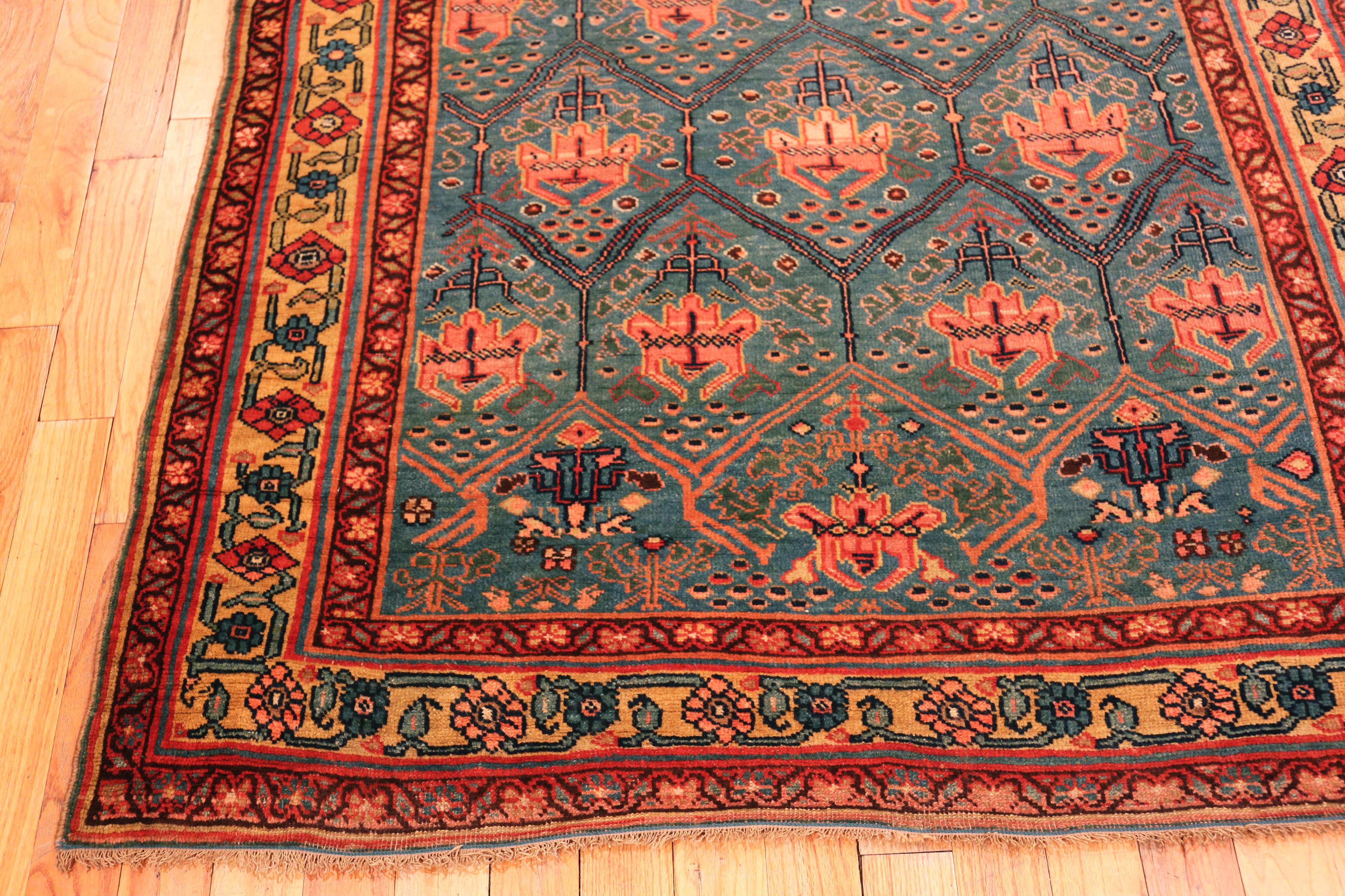 Sultanabad Nazmiyal Collection Antique Persian Bidjar Rug 4 ft 8 in x 7 ft 7 in in vendita