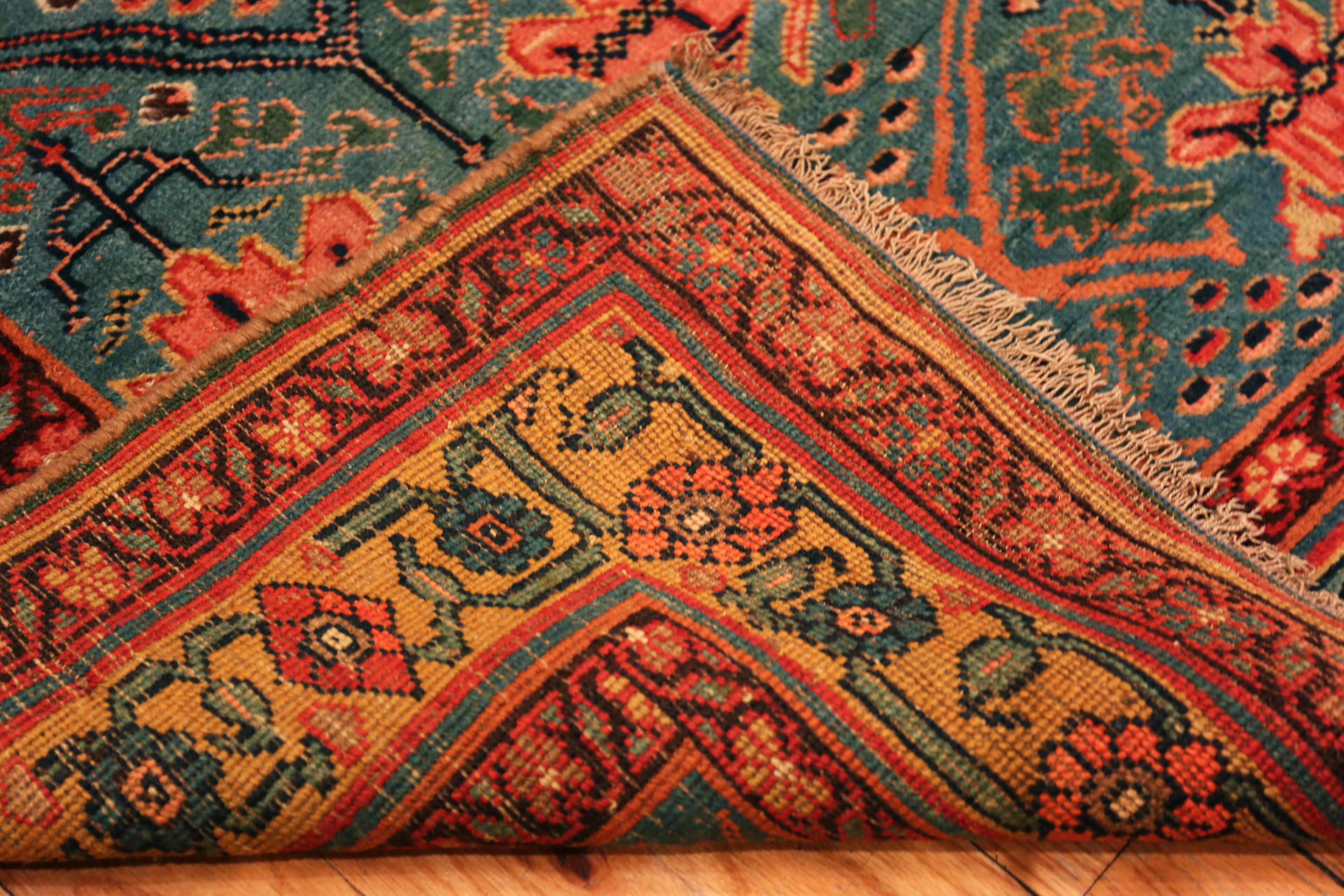 Nazmiyal Collection Antique Persian Bidjar Rug 4 ft 8 in x 7 ft 7 in In condizioni buone in vendita a New York, NY
