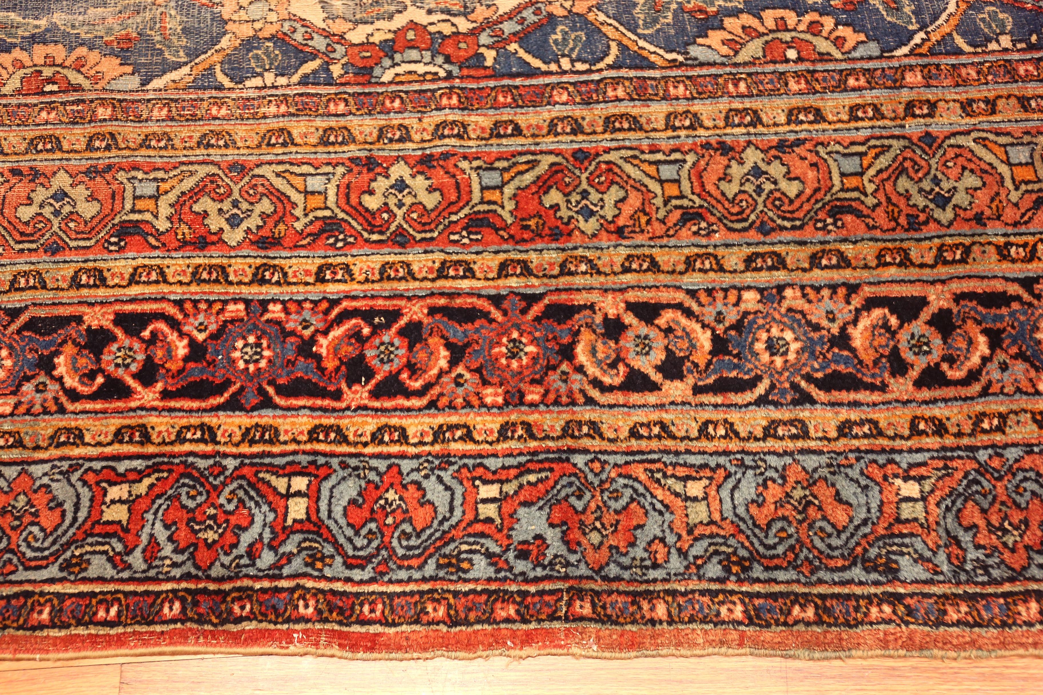 Nazmiyal Collection Antike persische Dorokhsh Teppich 9'3