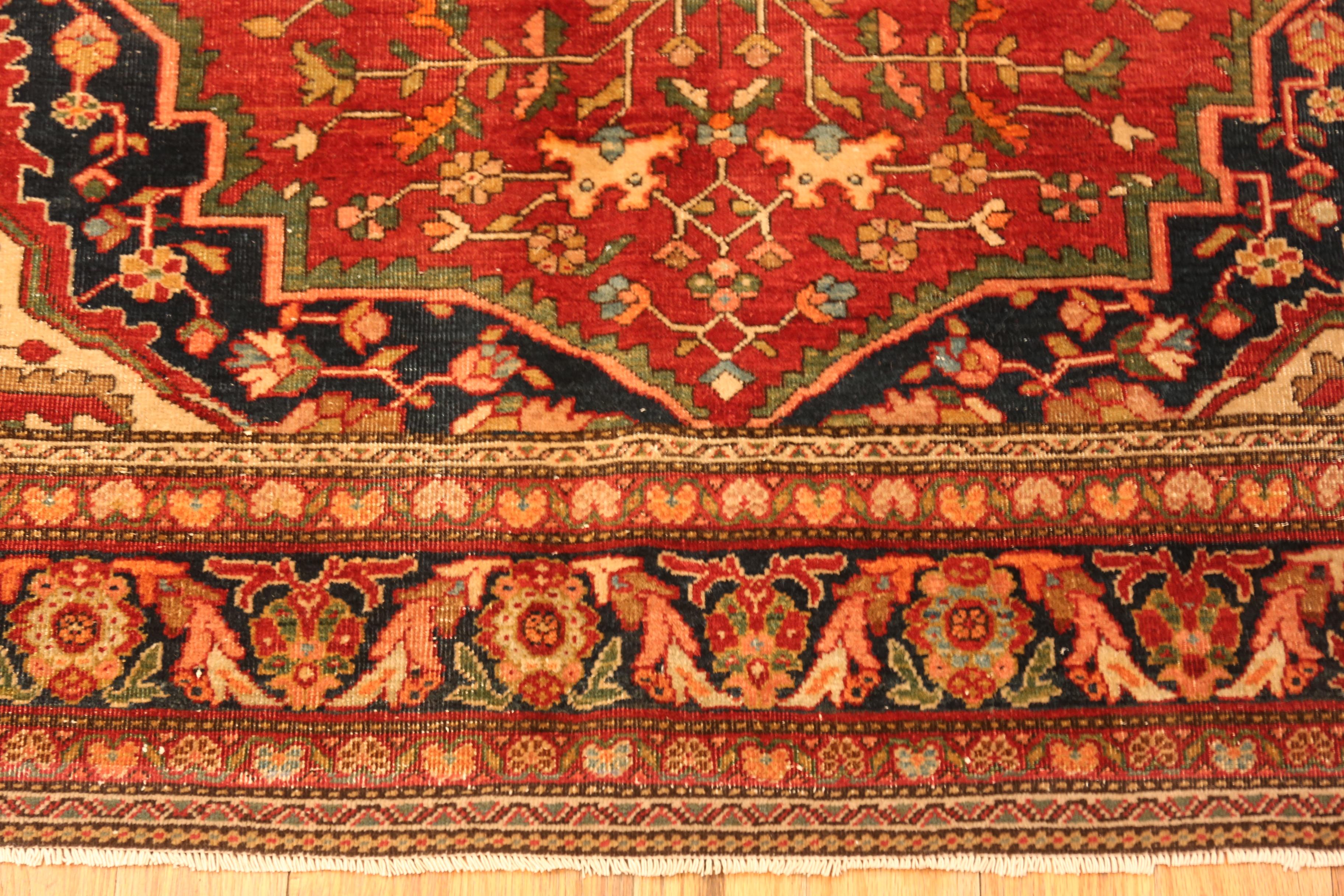 Lana Tappeto Nazmiyal Collection Antique Persian Sarouhan Farahan 7 ft 2 in x 9 ft 8 in in vendita