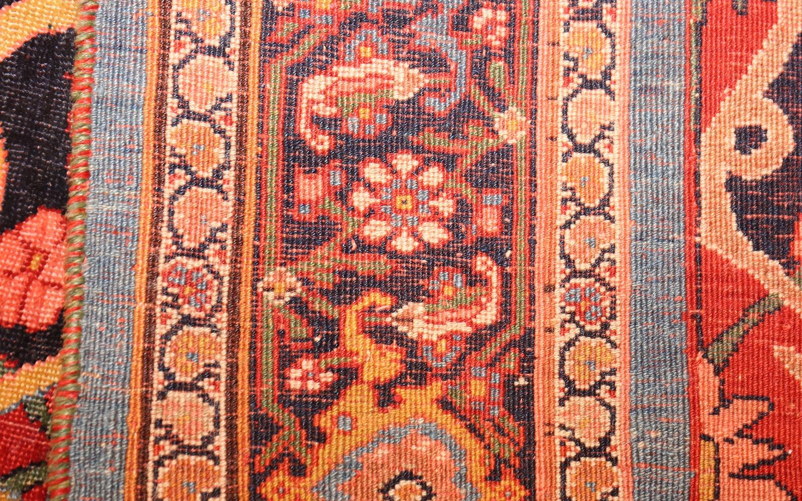 19th Century Antique Persian Halvai Bidjar Rug. Size: 4 ft 8 in x 7 ft  For Sale