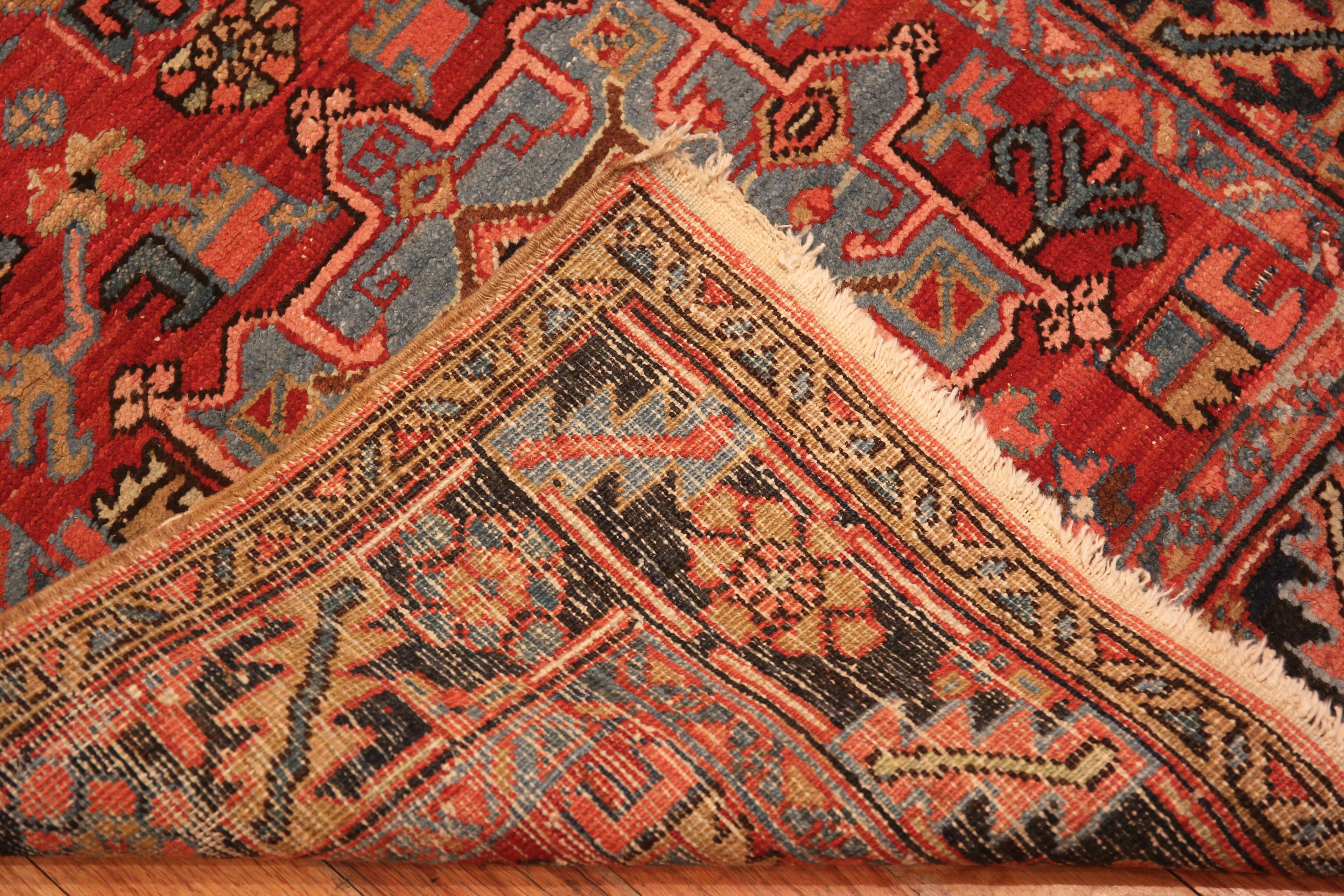 Antique Persian Heriz Rug. 3 ft 1 in x 6 ft 2 in For Sale 1