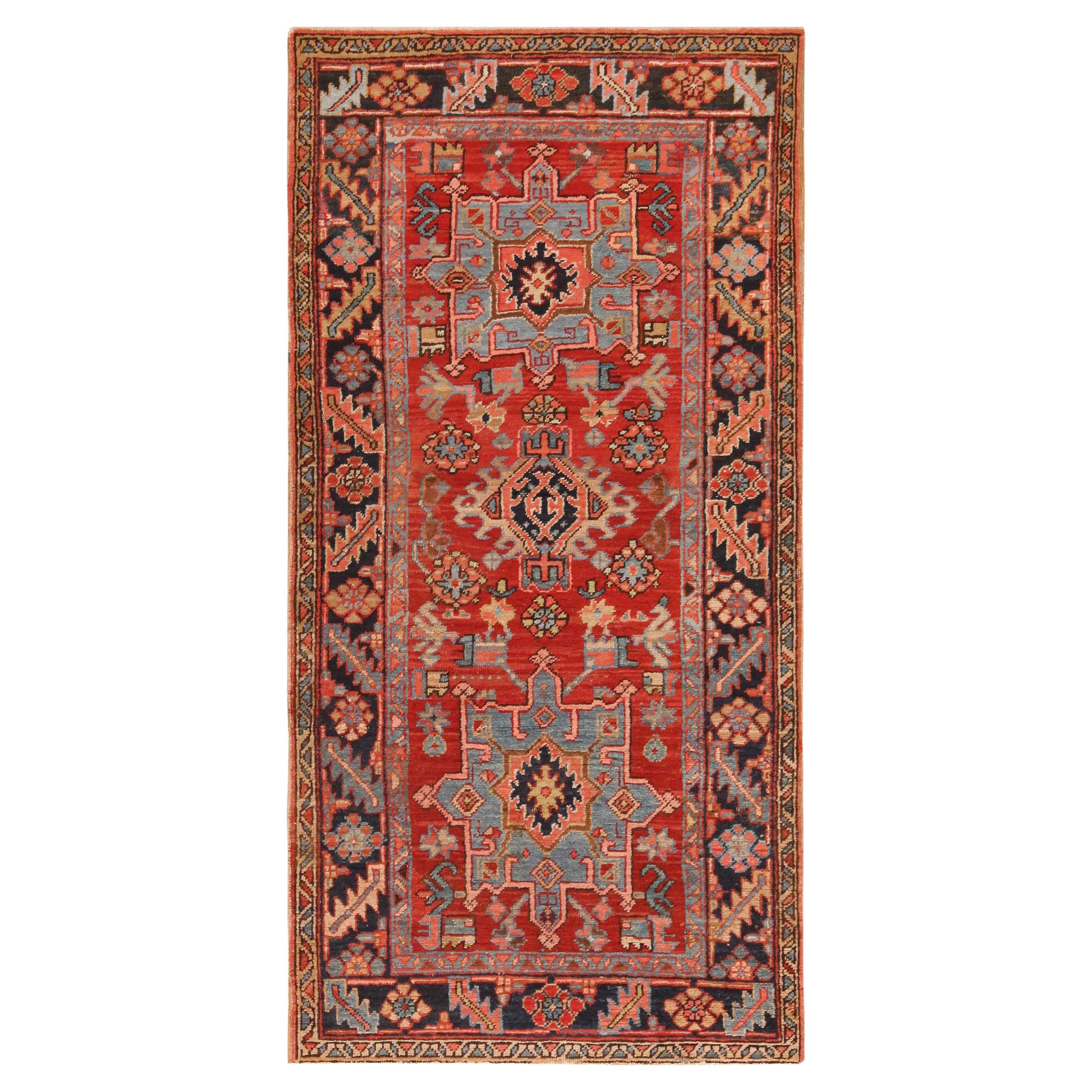 Antique Persian Heriz Rug. 3 ft 1 in x 6 ft 2 in For Sale