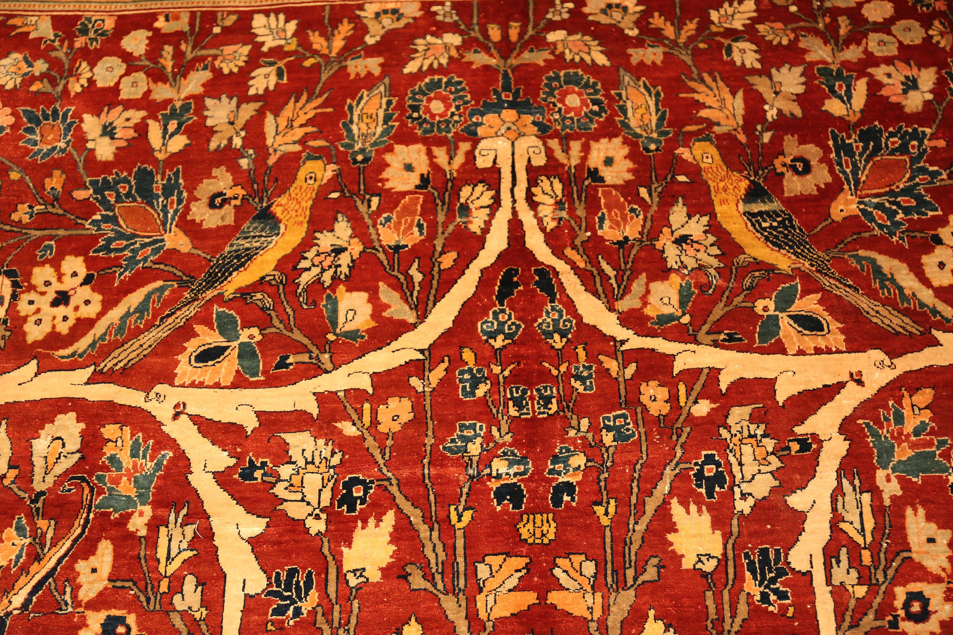 Heriz Serapi Nazmiyal Collection Antique Persian Heriz Rug 7 ft 5 in x 11 ft 5 in en vente