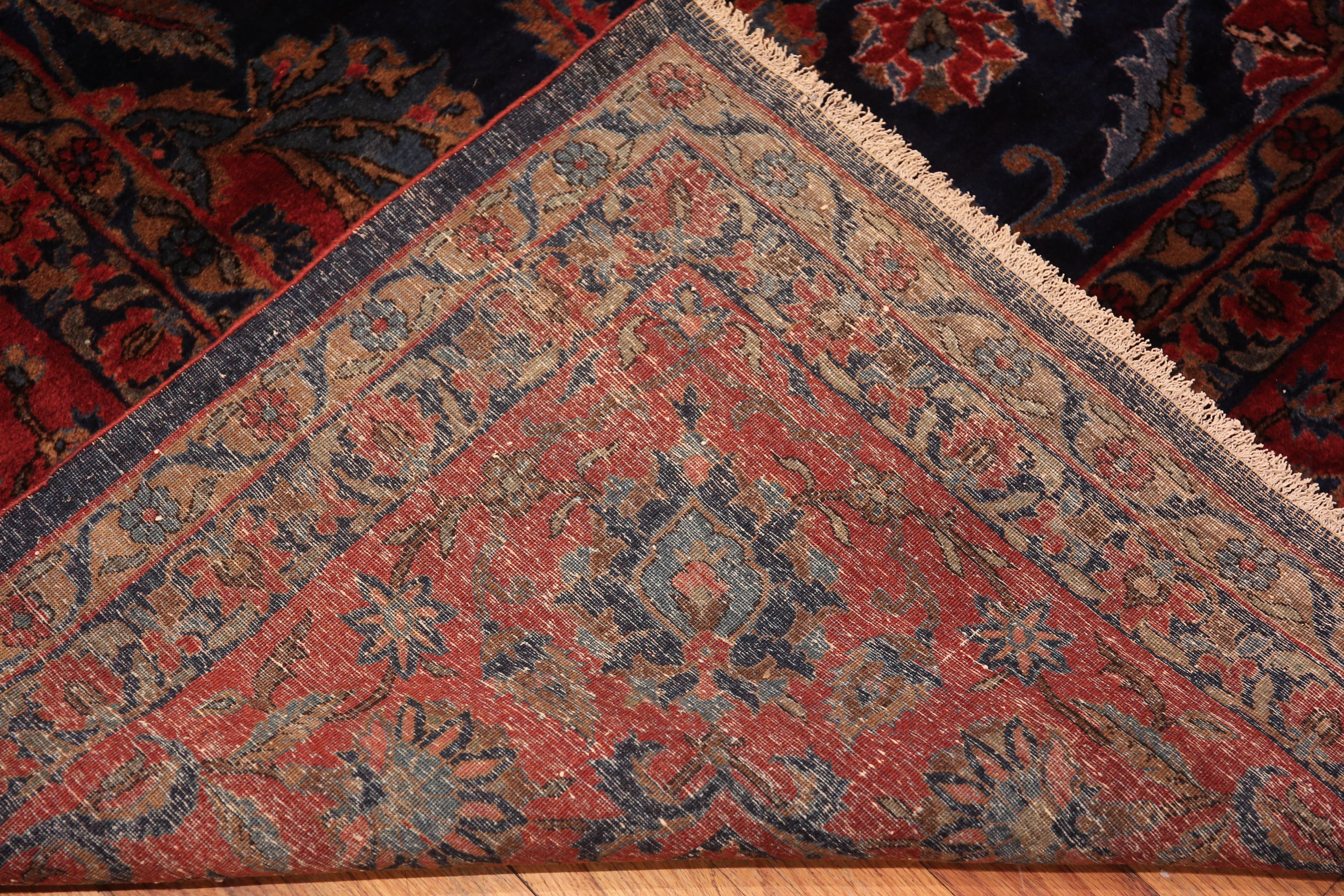 Antique Persian Kashan Rug. 11 ft x 20 ft 8 in For Sale 1