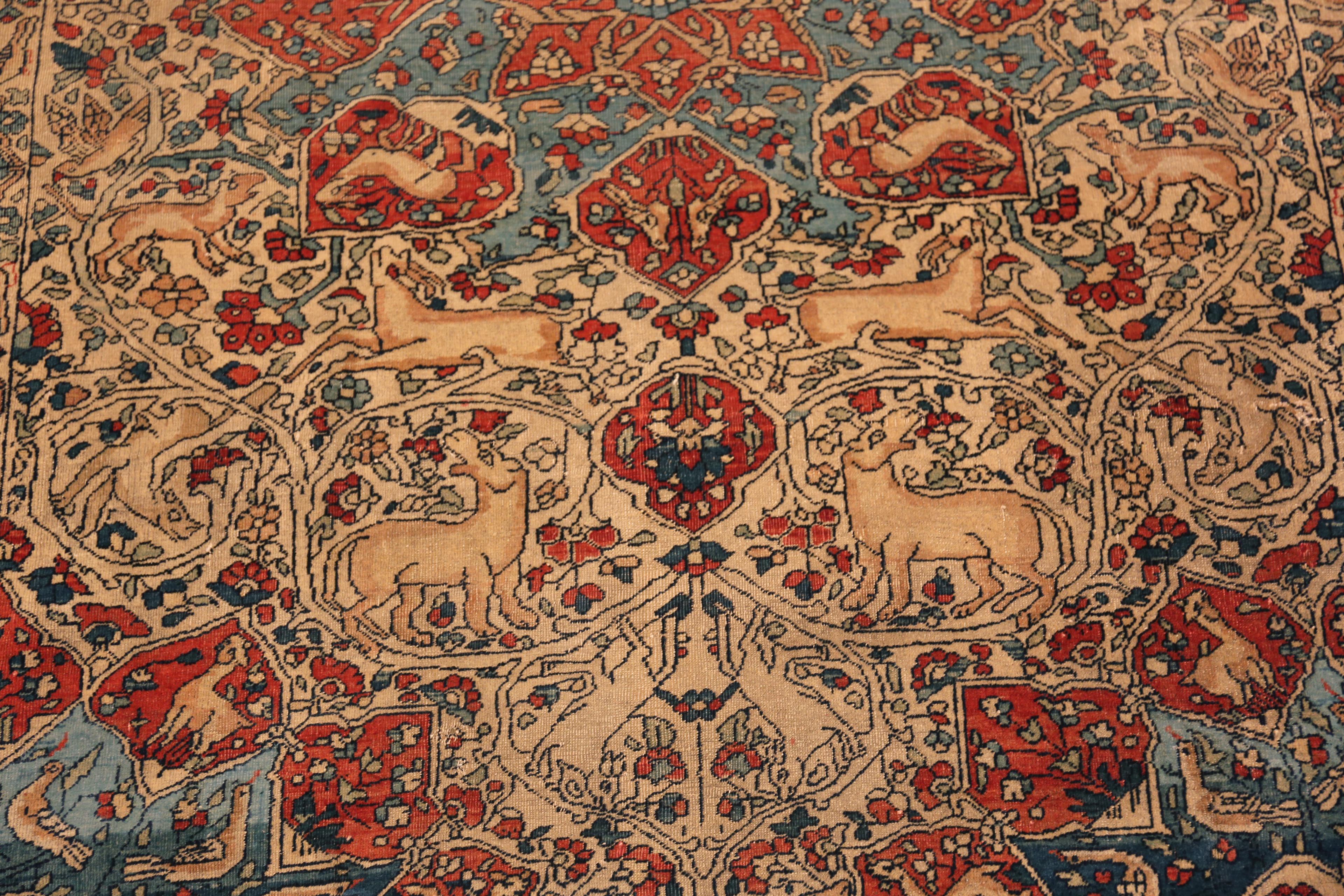Nazmiyal Collection Antique Persian Kashan Rug 4 ft 4 in x 6 ft 6 in im Zustand „Gut“ im Angebot in New York, NY