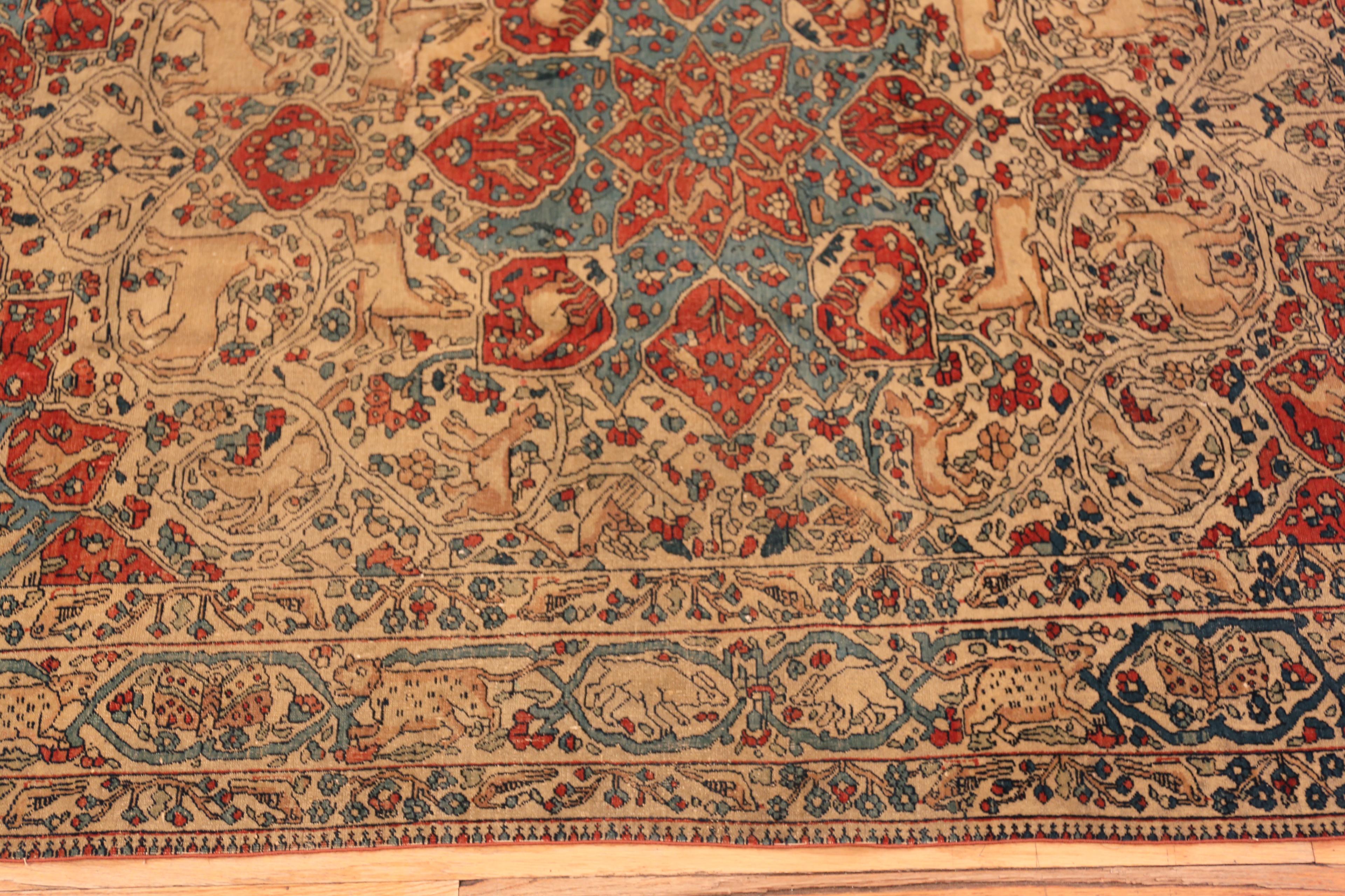 Nazmiyal Collection Antique Persian Kashan Rug 4 ft 4 in x 6 ft 6 in (19. Jahrhundert) im Angebot