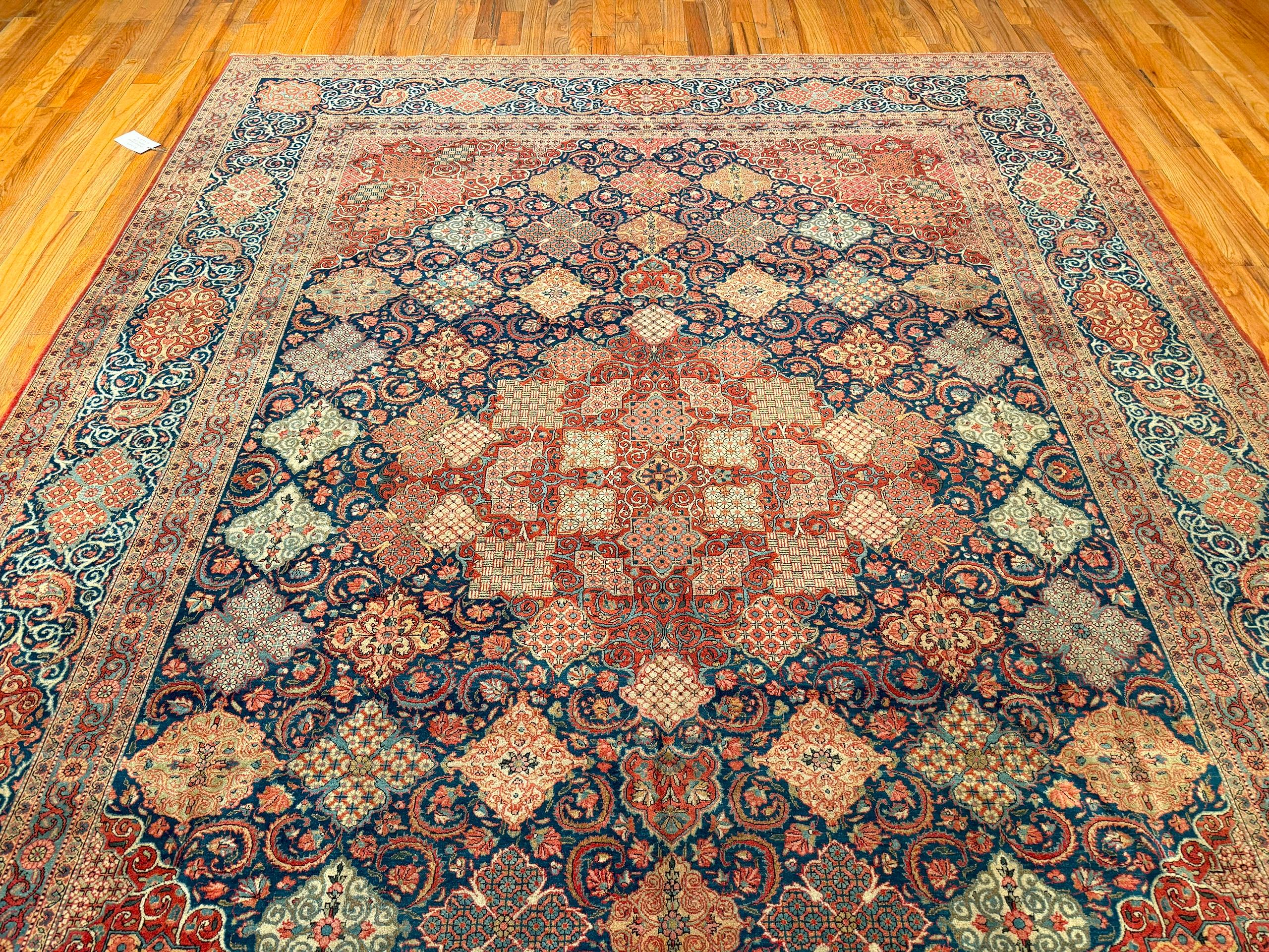 Nazmiyal Collection Antike persische Kashan Teppich 9 ft 3 in x 12 ft (Kaschan) im Angebot