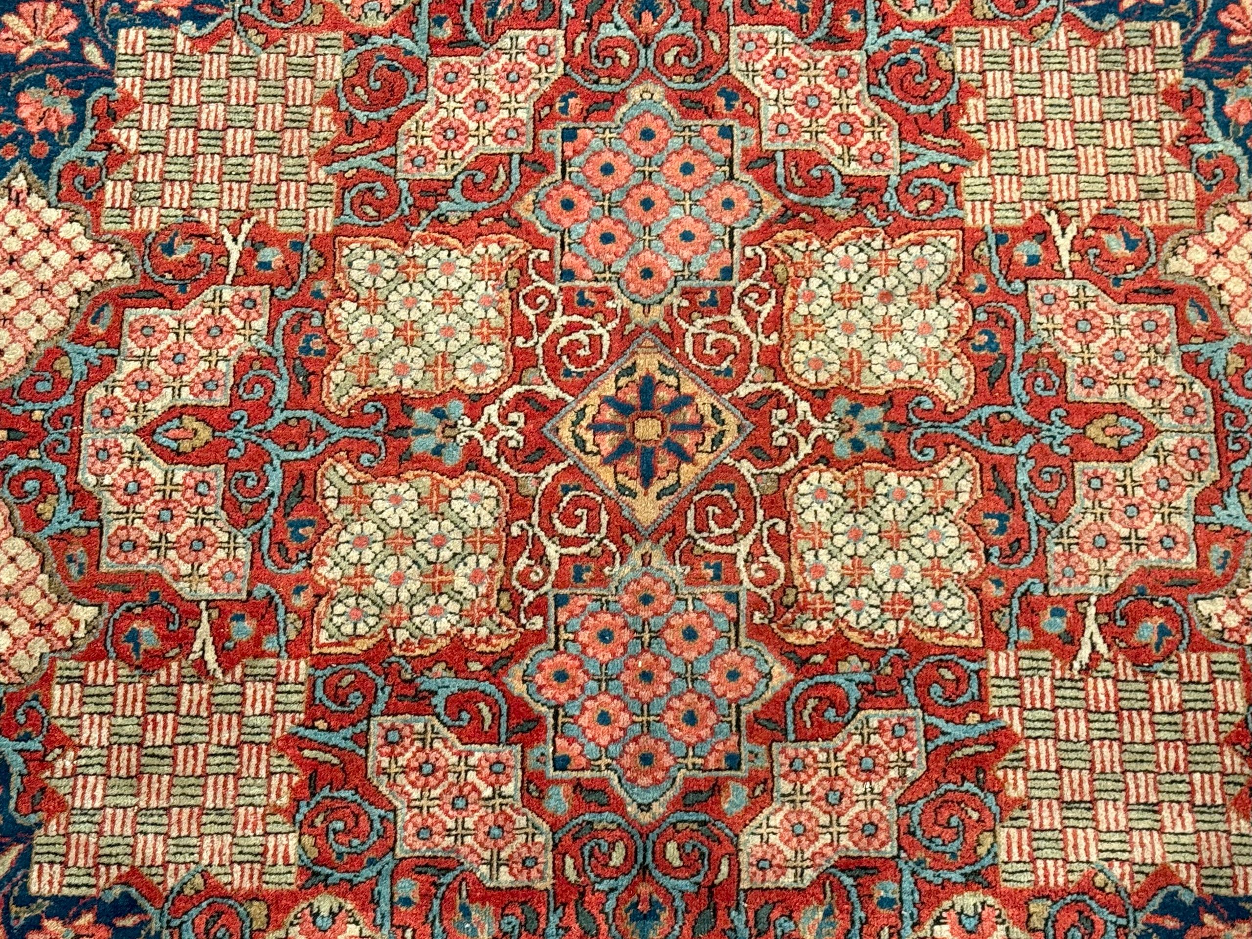 Nazmiyal Collection Antike persische Kashan Teppich 9 ft 3 in x 12 ft im Zustand „Gut“ im Angebot in New York, NY