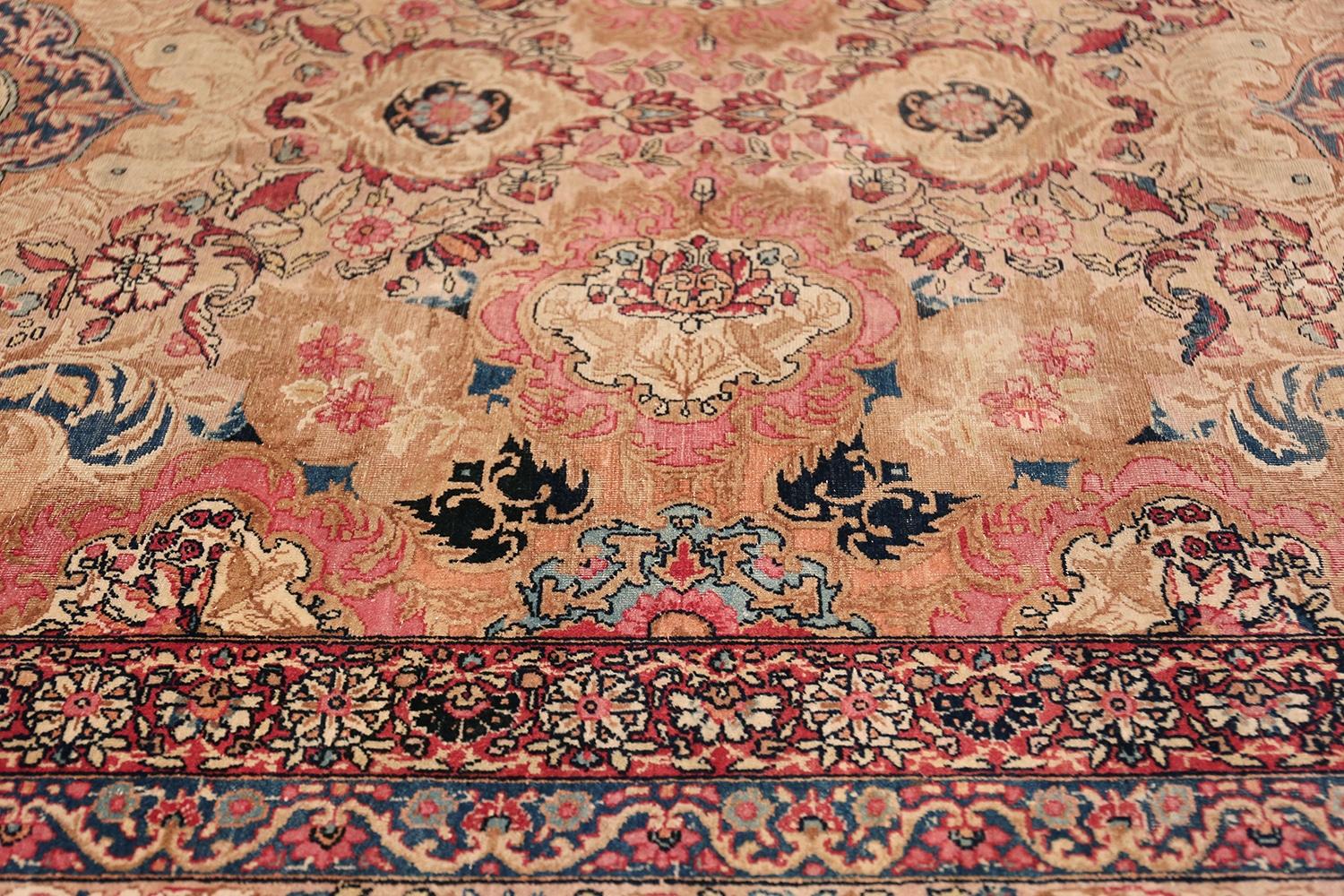 Antique Persian Kerman Lavar Carpet. 10 ft x 14 ft 5 in For Sale 1