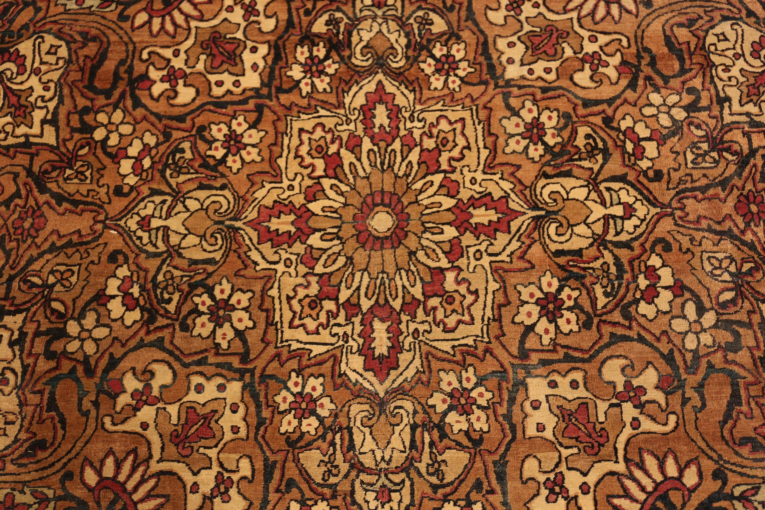 XIX secolo Tappeto Antico Persiano Kerman Collection Nazmiyal Collection 9 ft 5 in x 15 ft 6 in in vendita