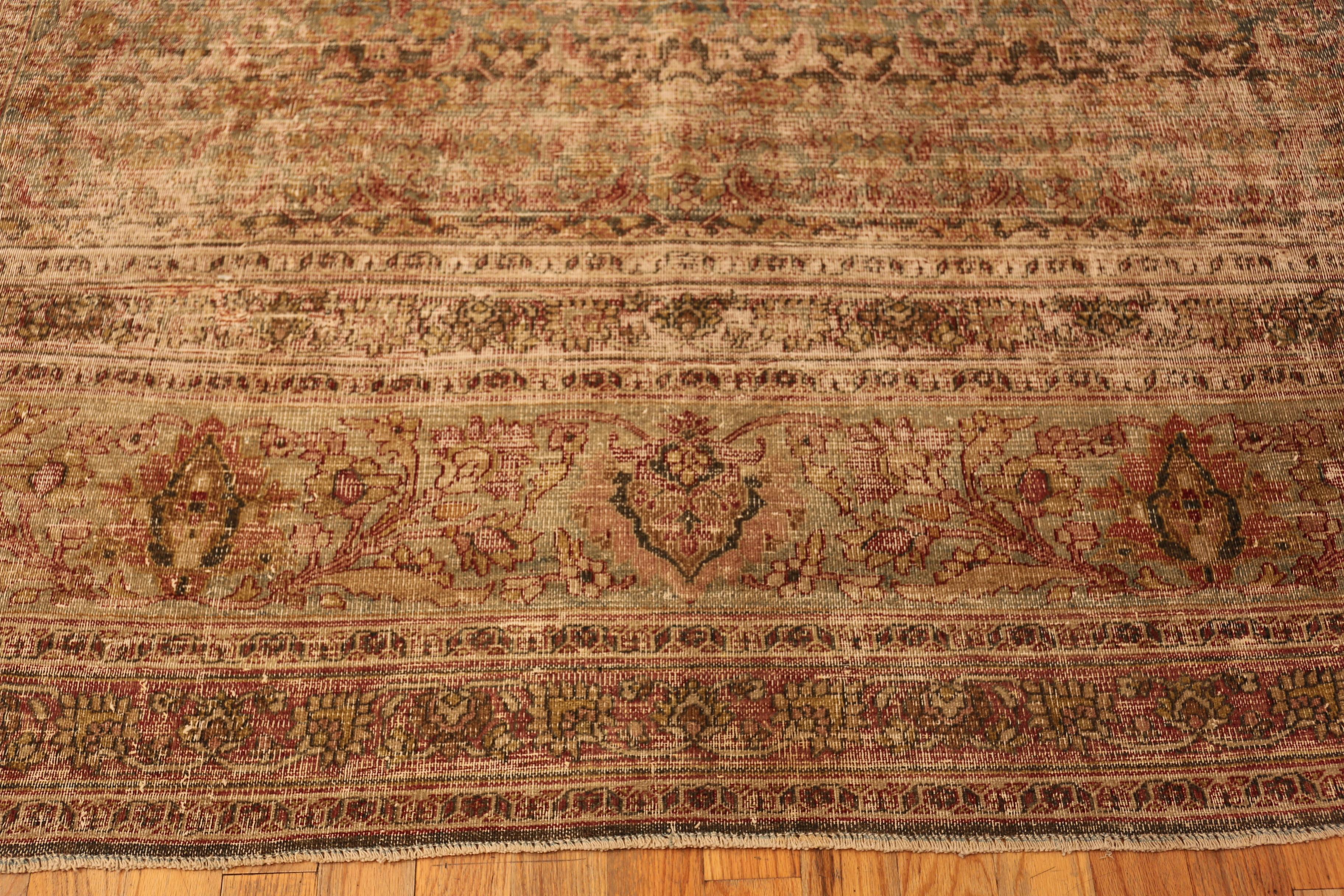 Nazmiyal Collection Antike persische Khorassan Teppich 9 ft 2 in x 12 ft (Persisch) im Angebot