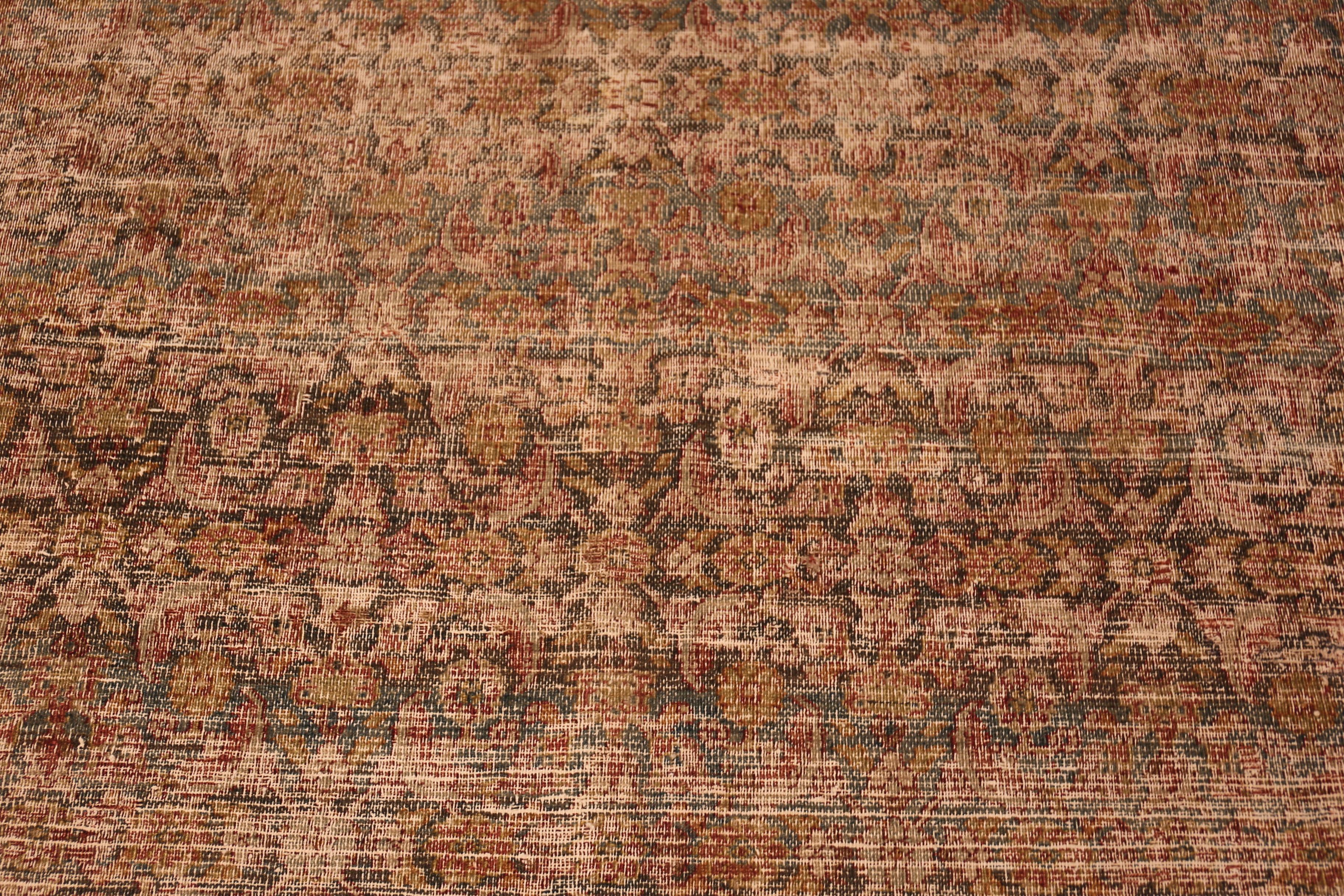 Nazmiyal Collection Antike persische Khorassan Teppich 9 ft 2 in x 12 ft (20. Jahrhundert) im Angebot