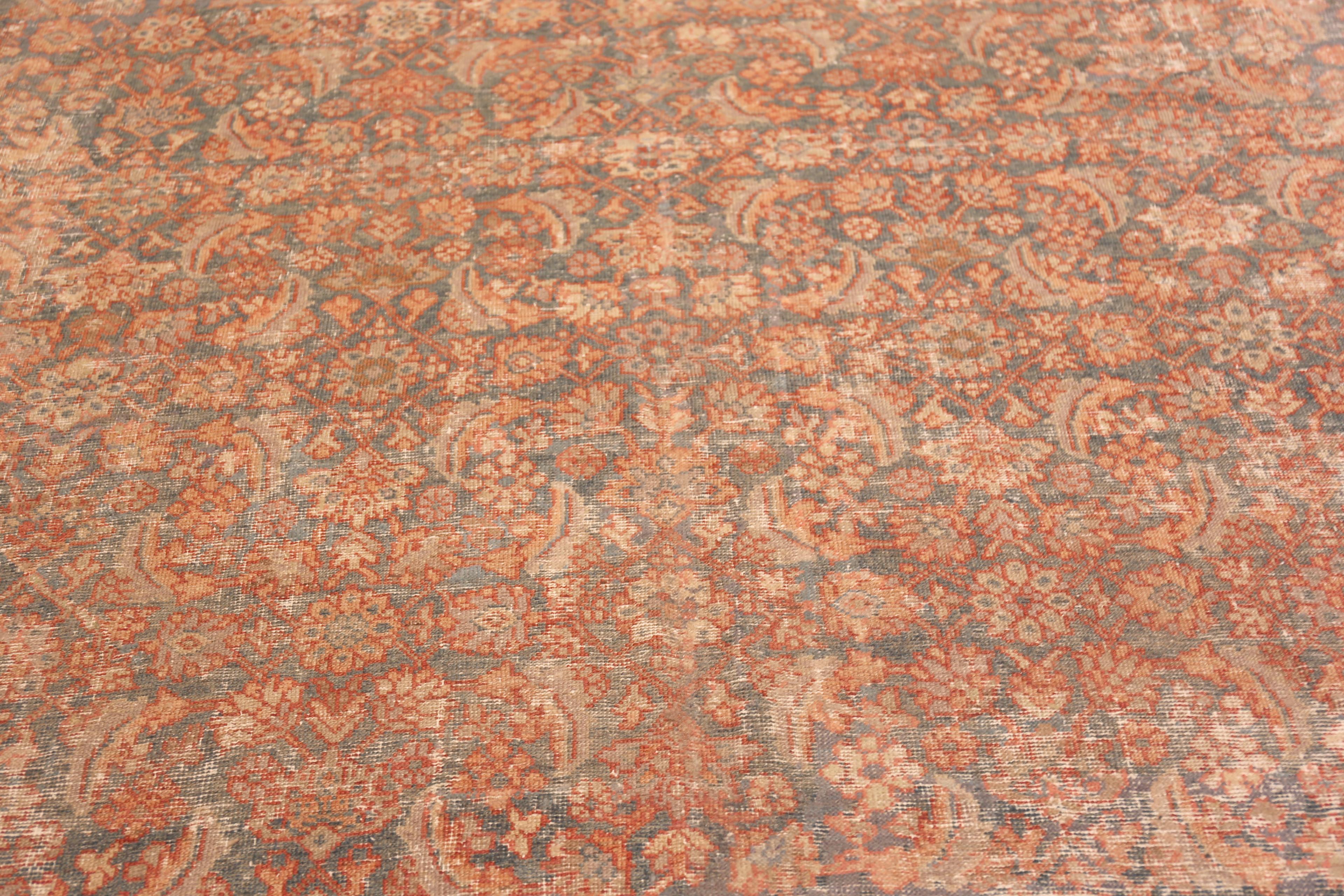 Collection Nazmiyal Collection Antique Perse Mahal Tapis 10 ft 3 in x 13 ft 5 in Bon état - En vente à New York, NY